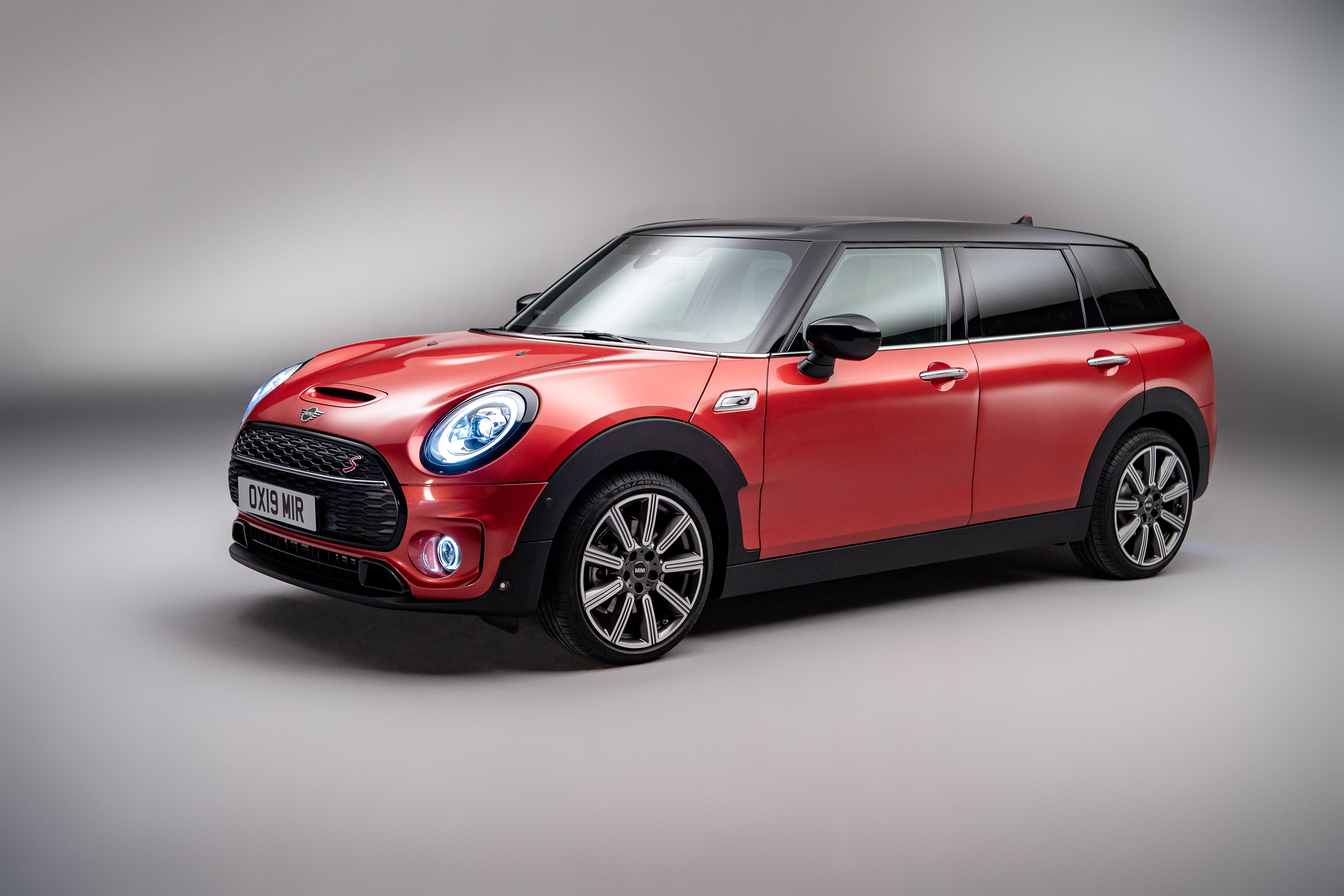 Mini Cooper S Clubman Wallpapers