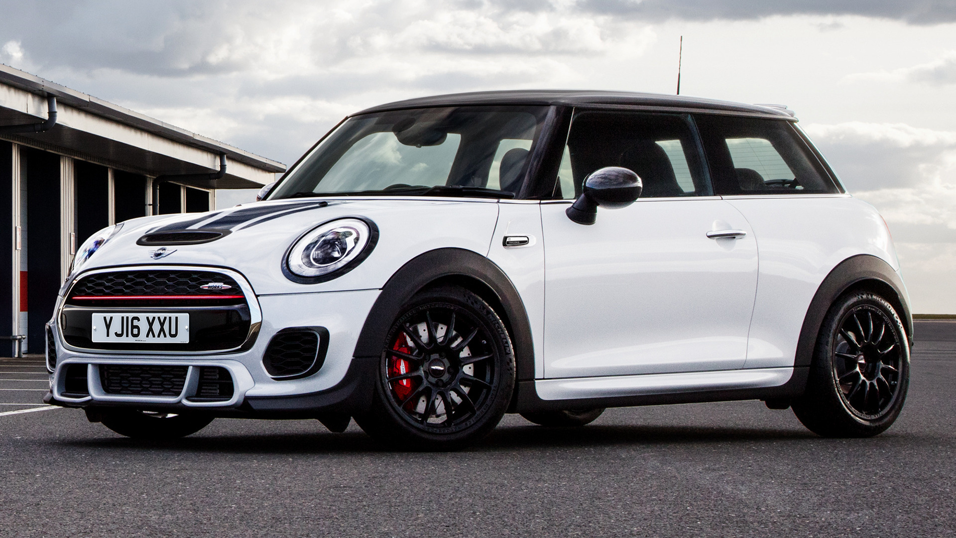 Mini John Cooper Works Wallpapers