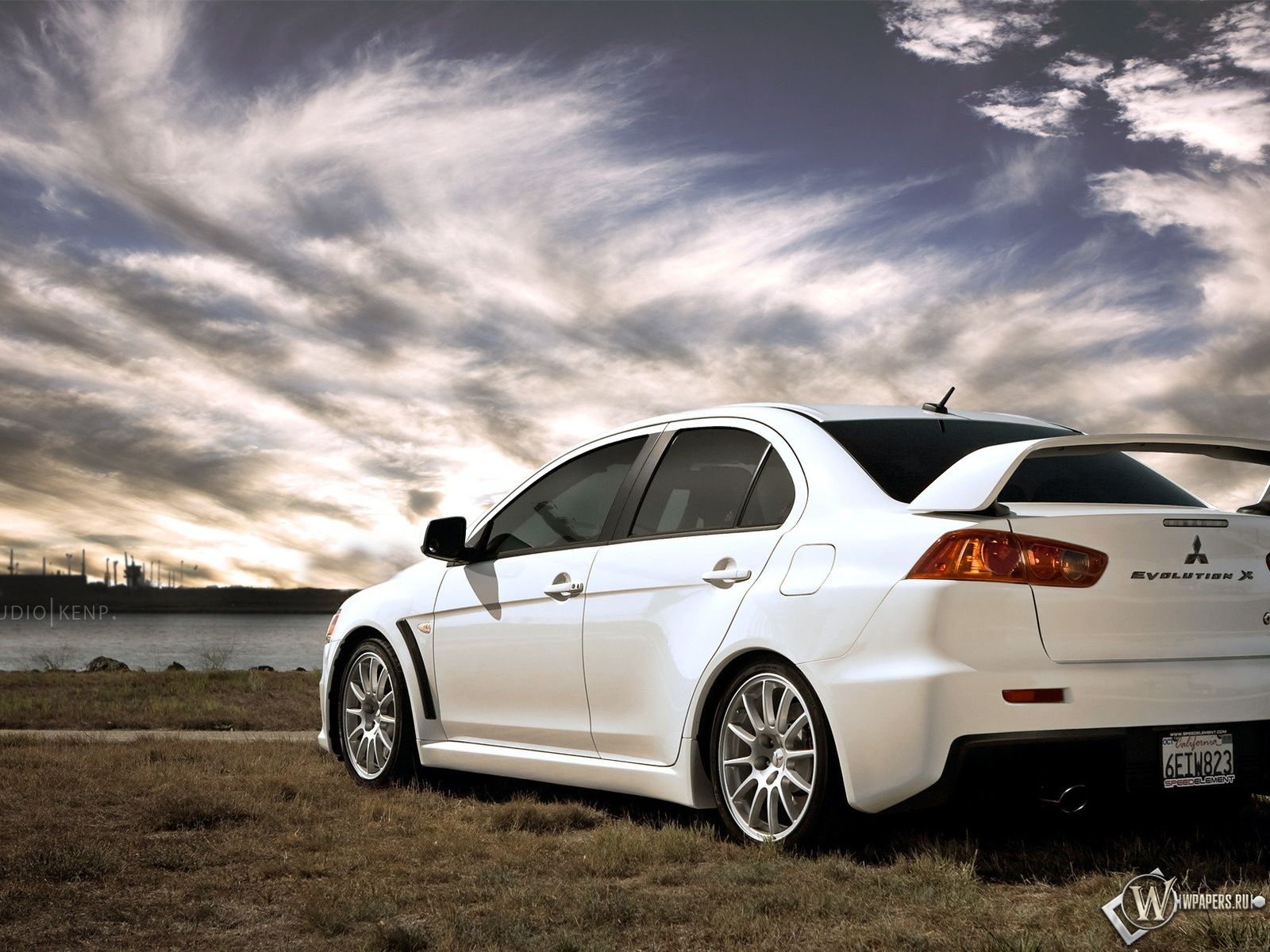 Mitsubishi Lancer Wallpapers