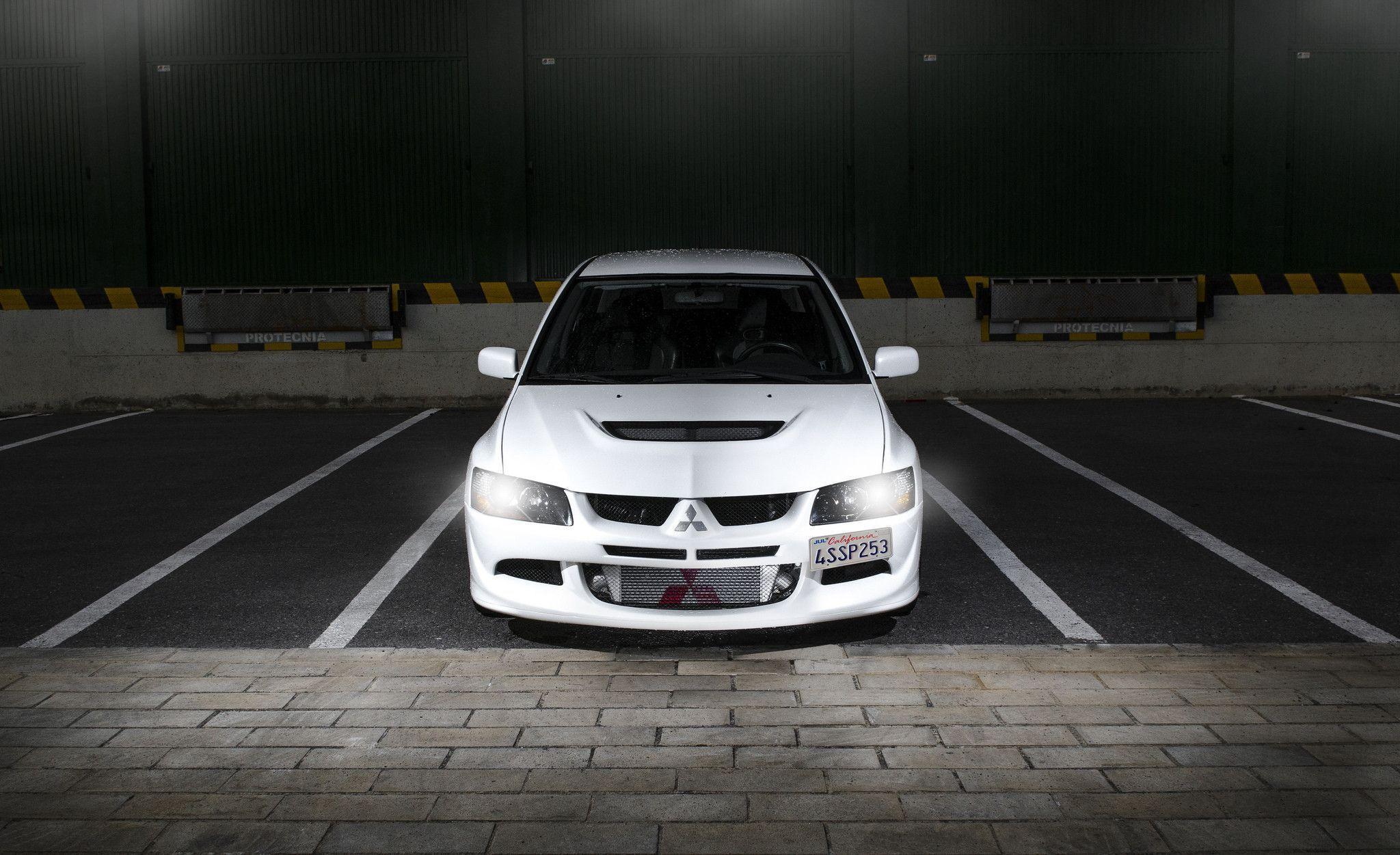 Mitsubishi Lancer Evolution Viii Wallpapers