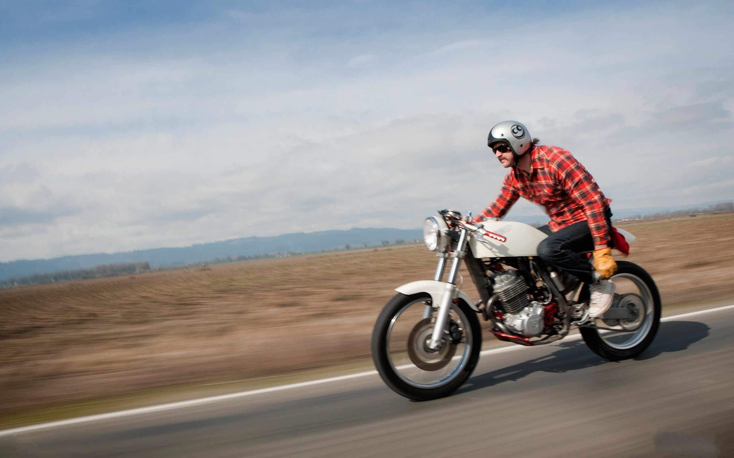 Montesa Cafe Racer Wallpapers