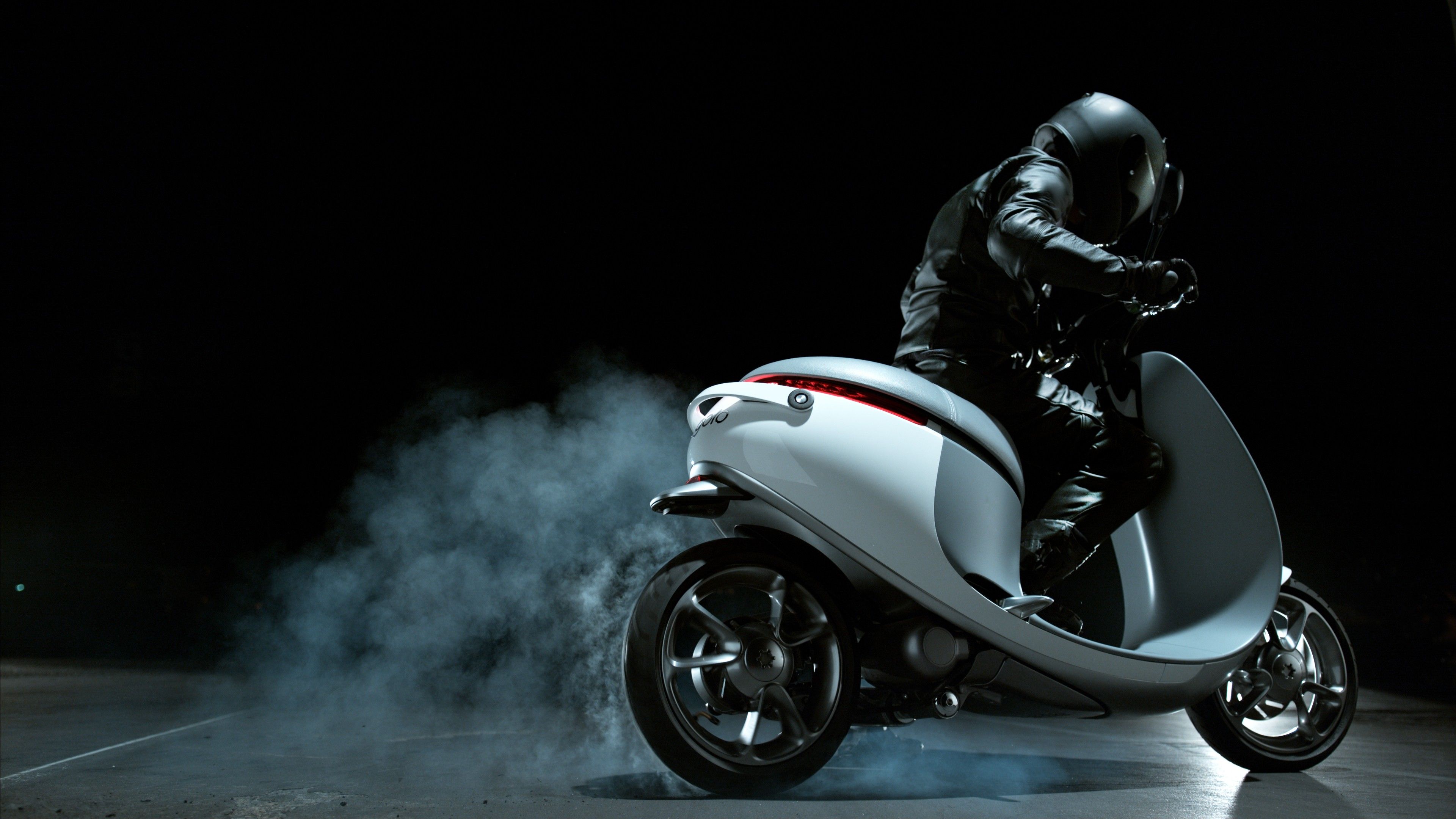 Moped Wallpapers