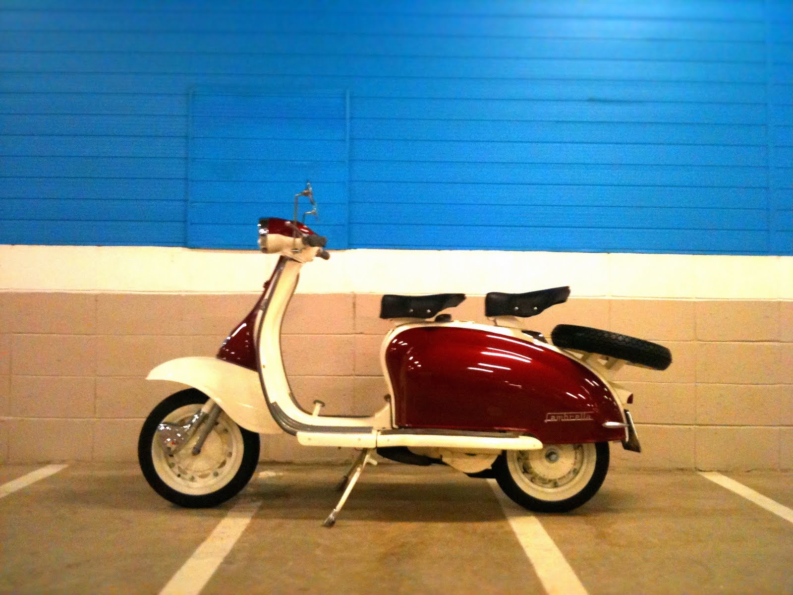 Moped Wallpapers