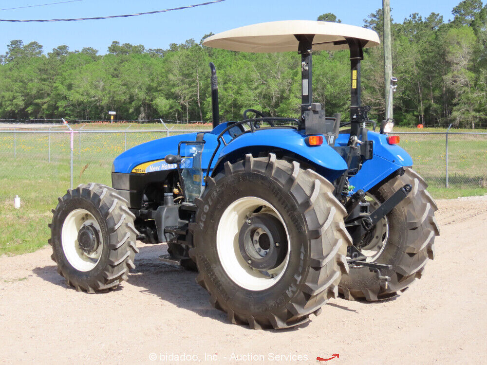 New Holland Tractor Wallpapers