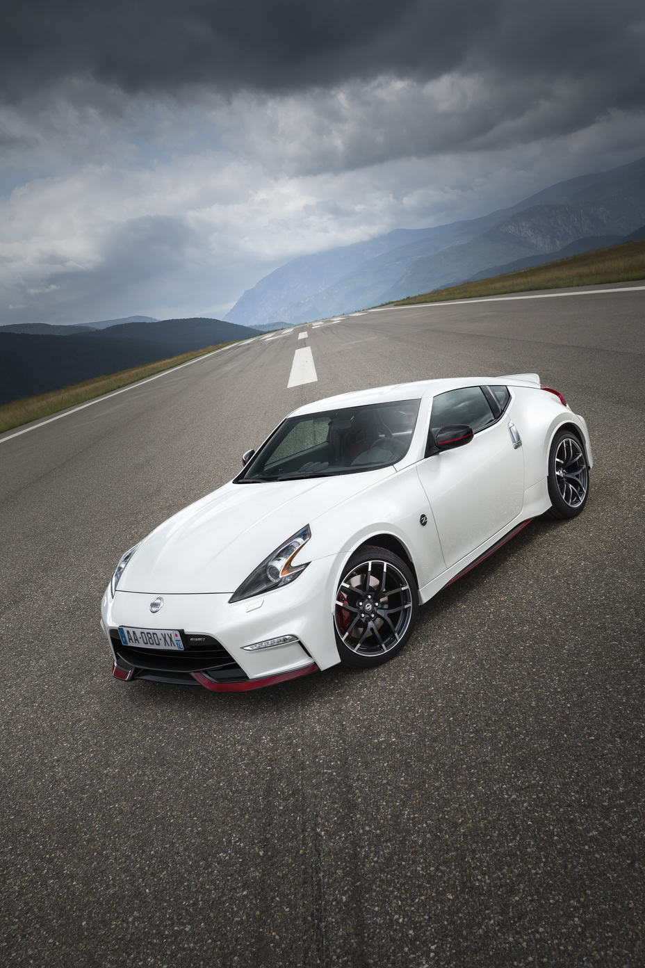 Nissan 370Z Nismo Wallpapers