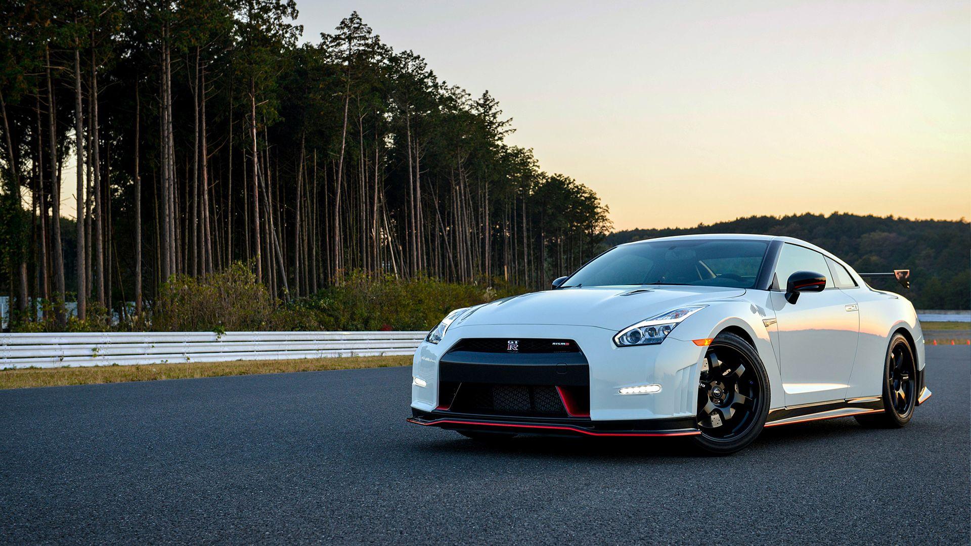 Nissan Gt R Desktop Wallpapers