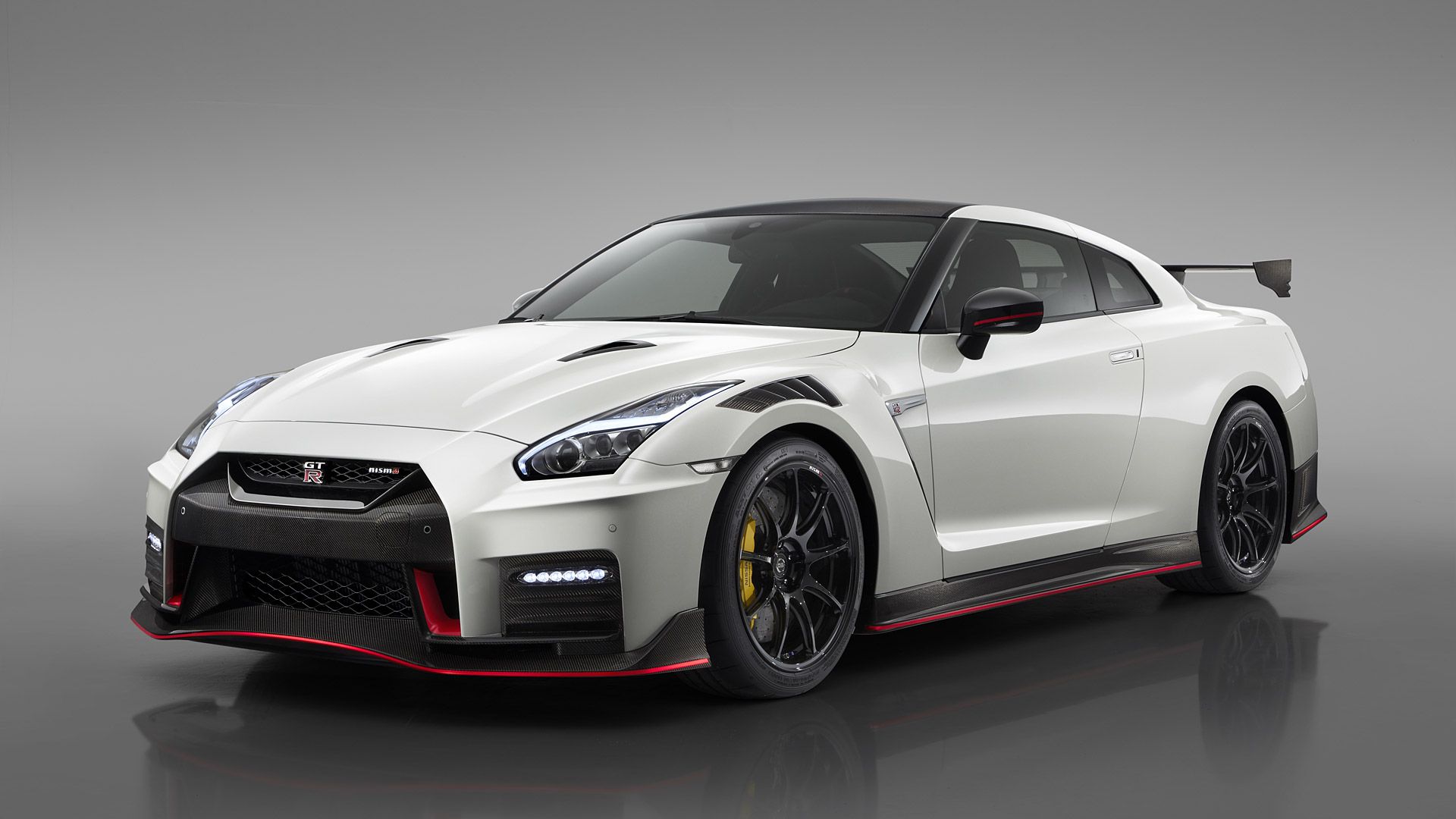 Nissan Gt R Nismo Wallpapers