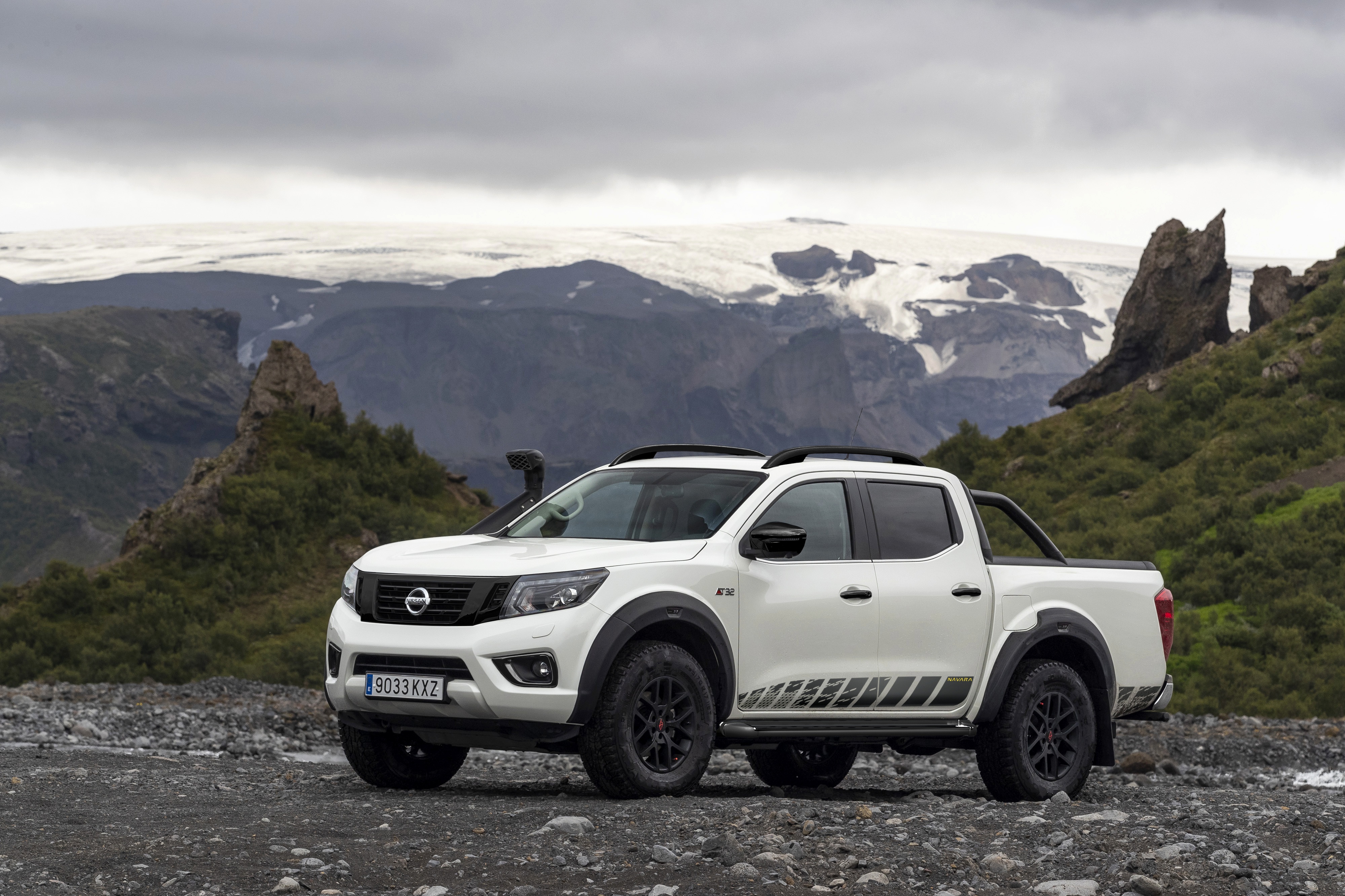 Nissan Navara Wallpapers