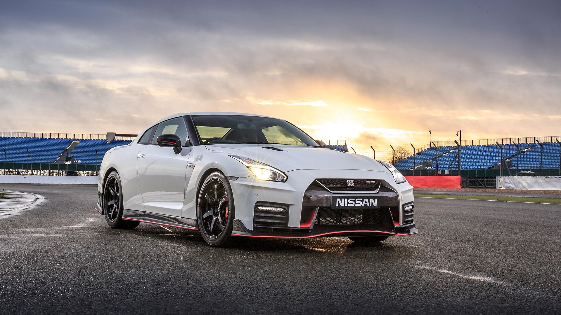 Nissan Nismo Wallpapers