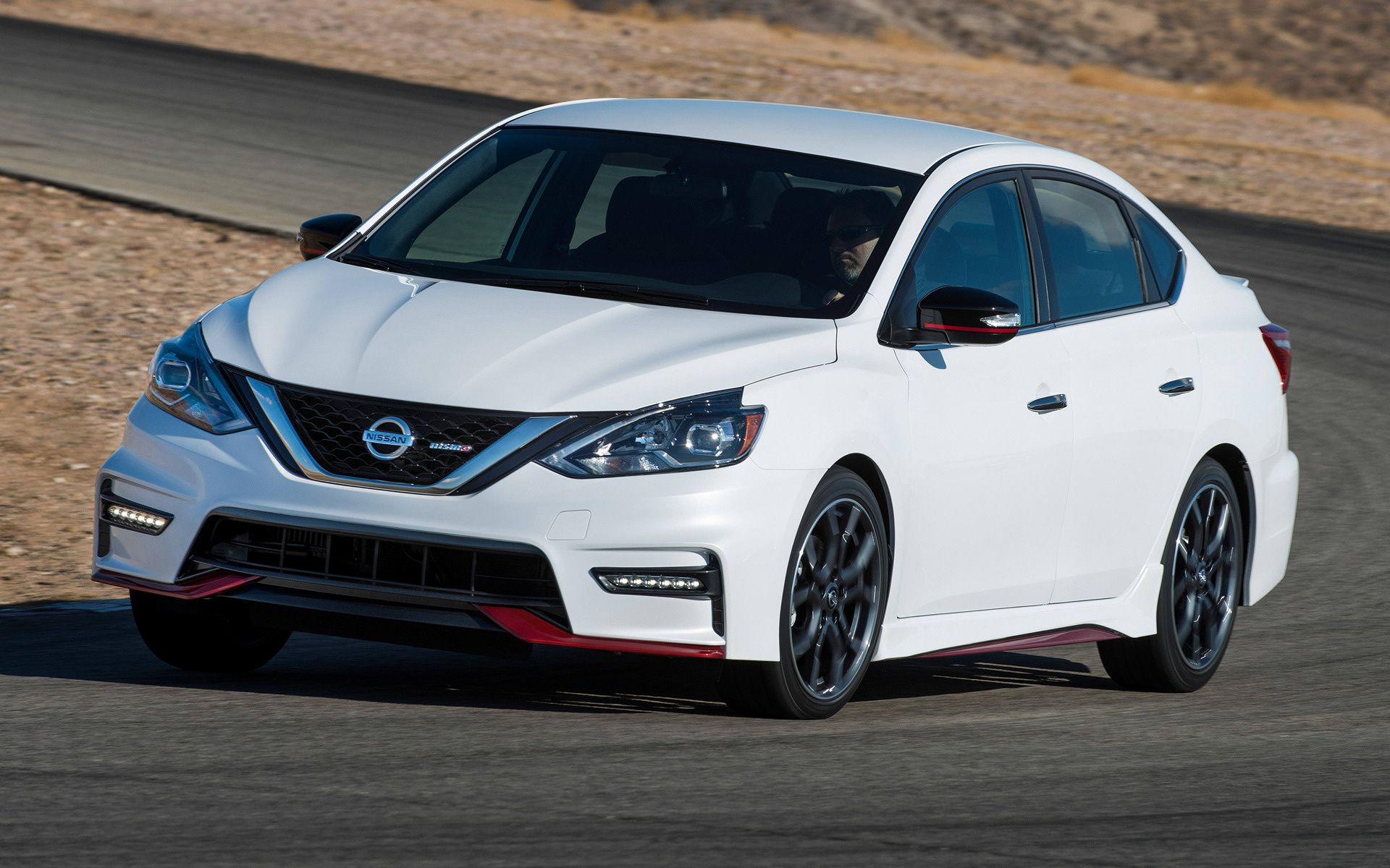 Nissan Sentra Wallpapers