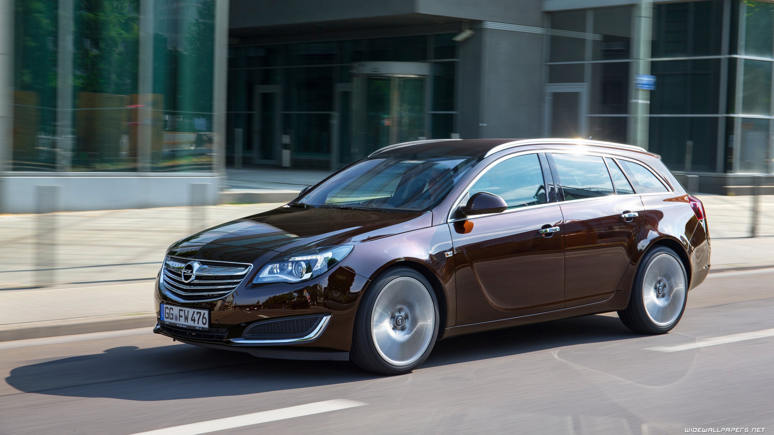 Opel Insignia Exclusive Country Tourer Wallpapers