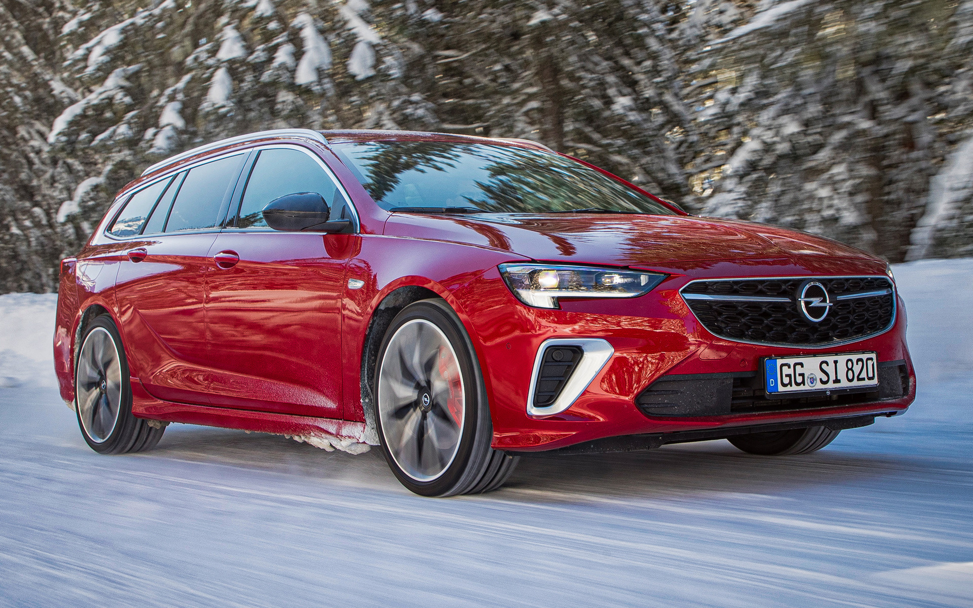 Opel Insignia Exclusive Country Tourer Wallpapers