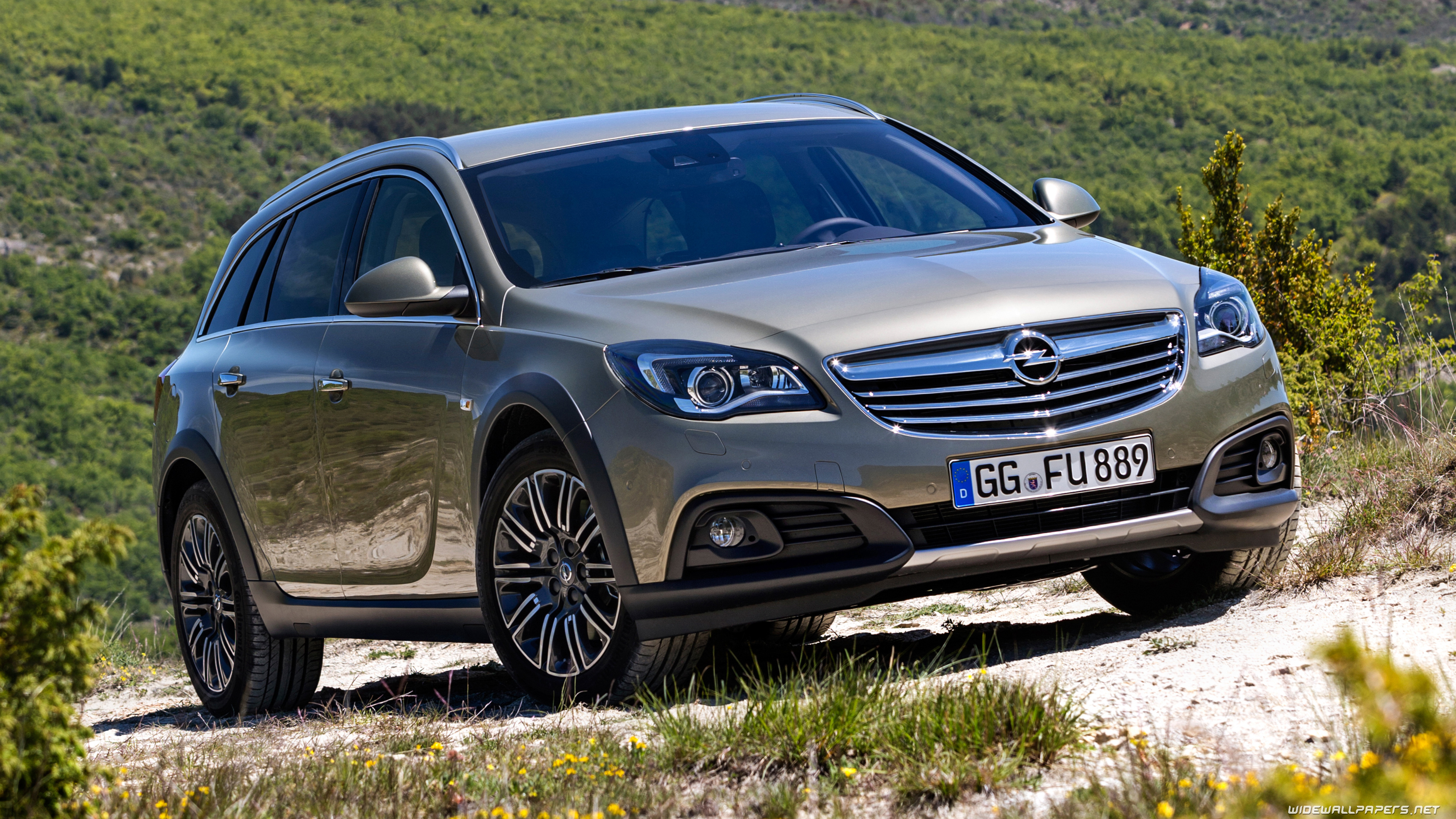 Opel Insignia Exclusive Country Tourer Wallpapers