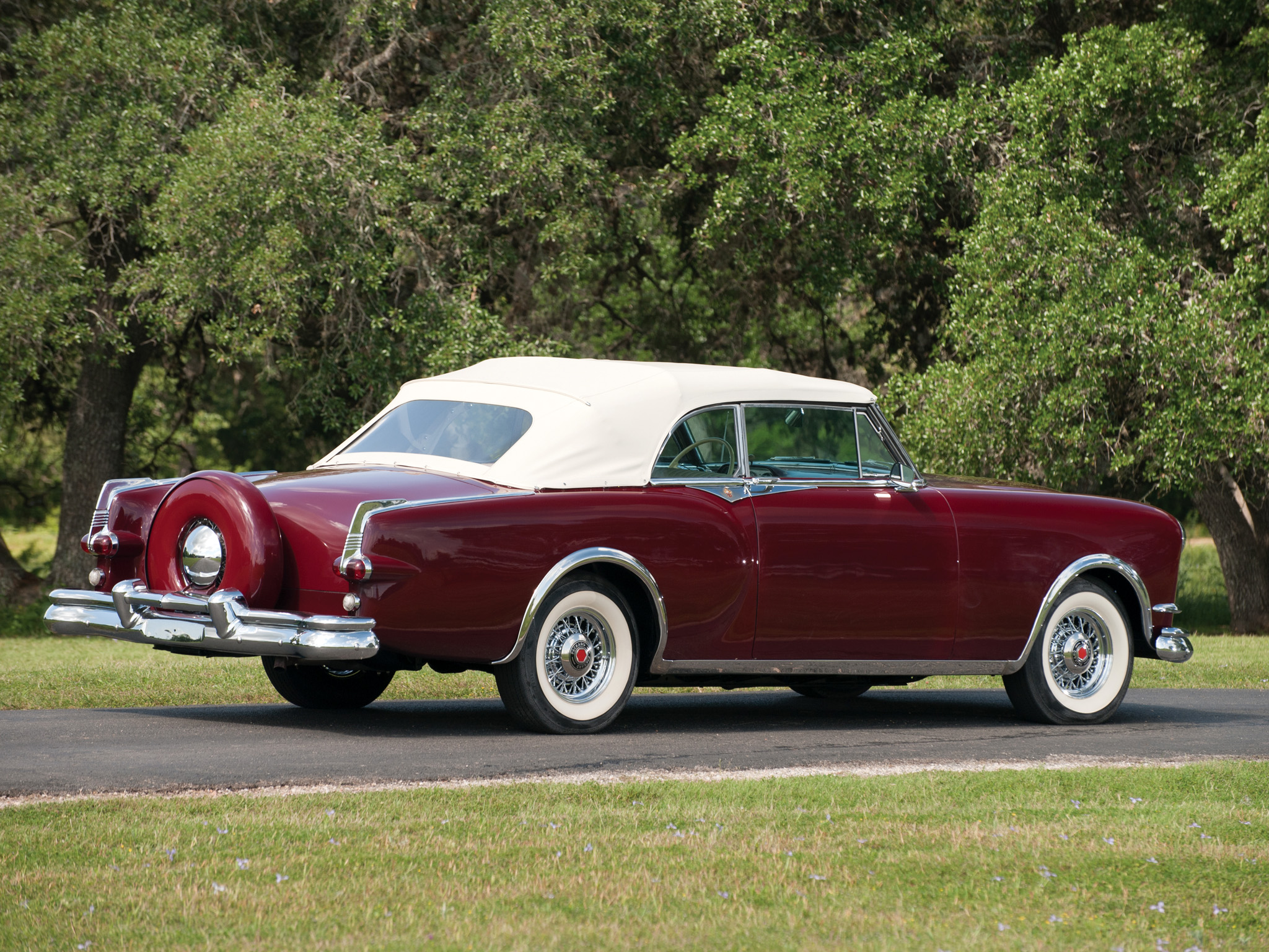 Packard 200 Sedan Wallpapers