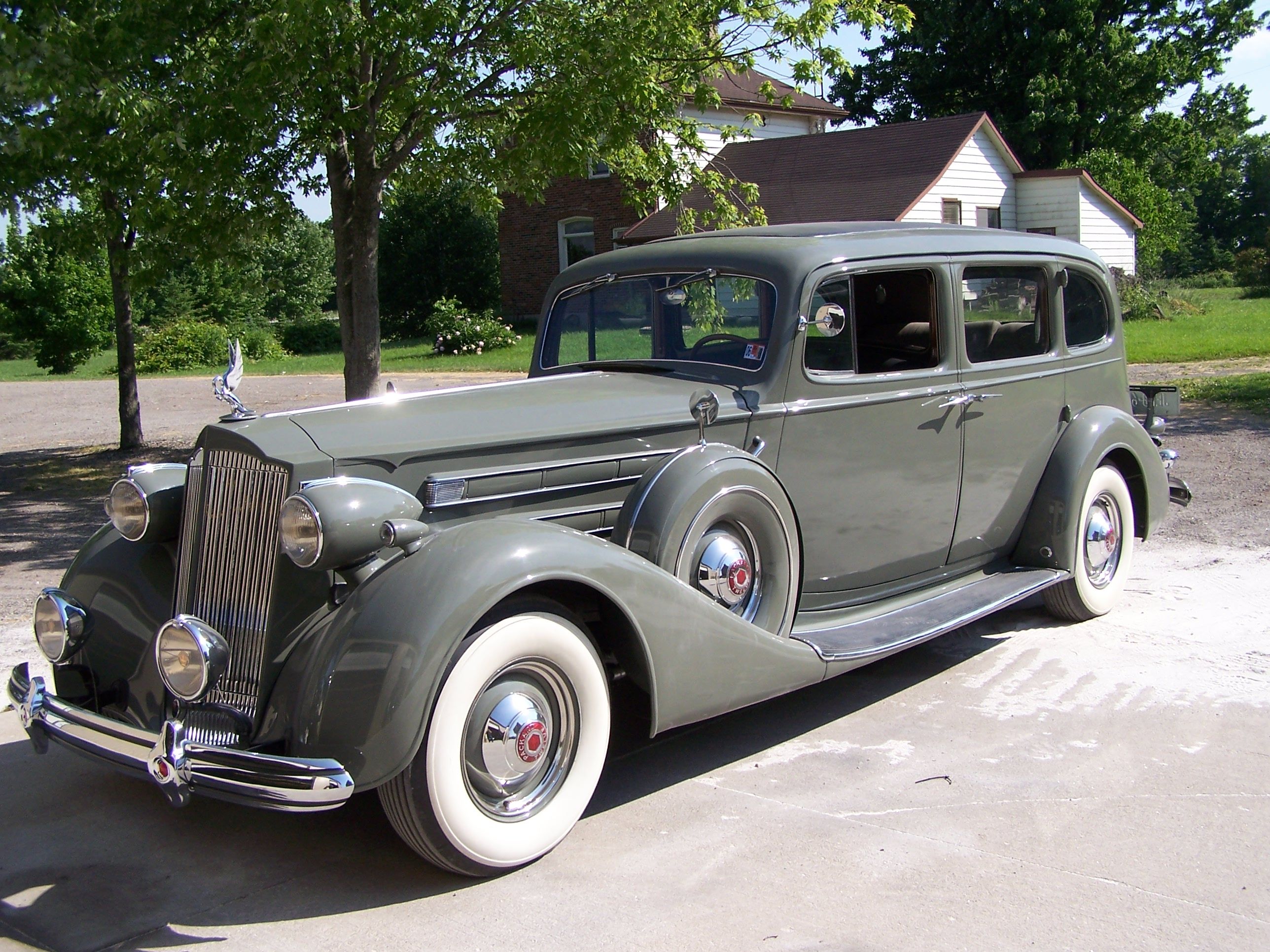 Packard Model 30 Limousine Wallpapers