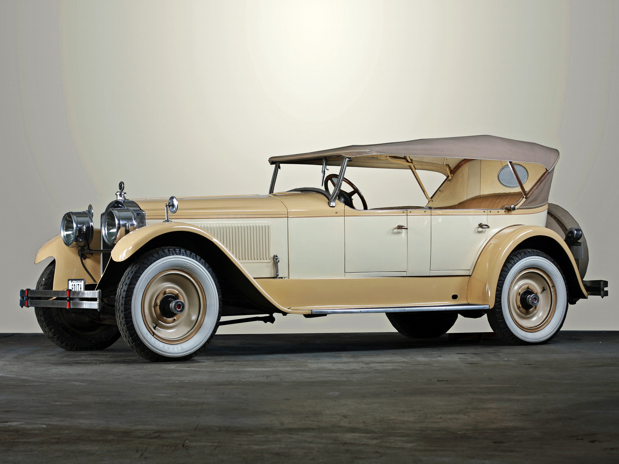 Packard Speedster Eight Boattail Roadster Wallpapers