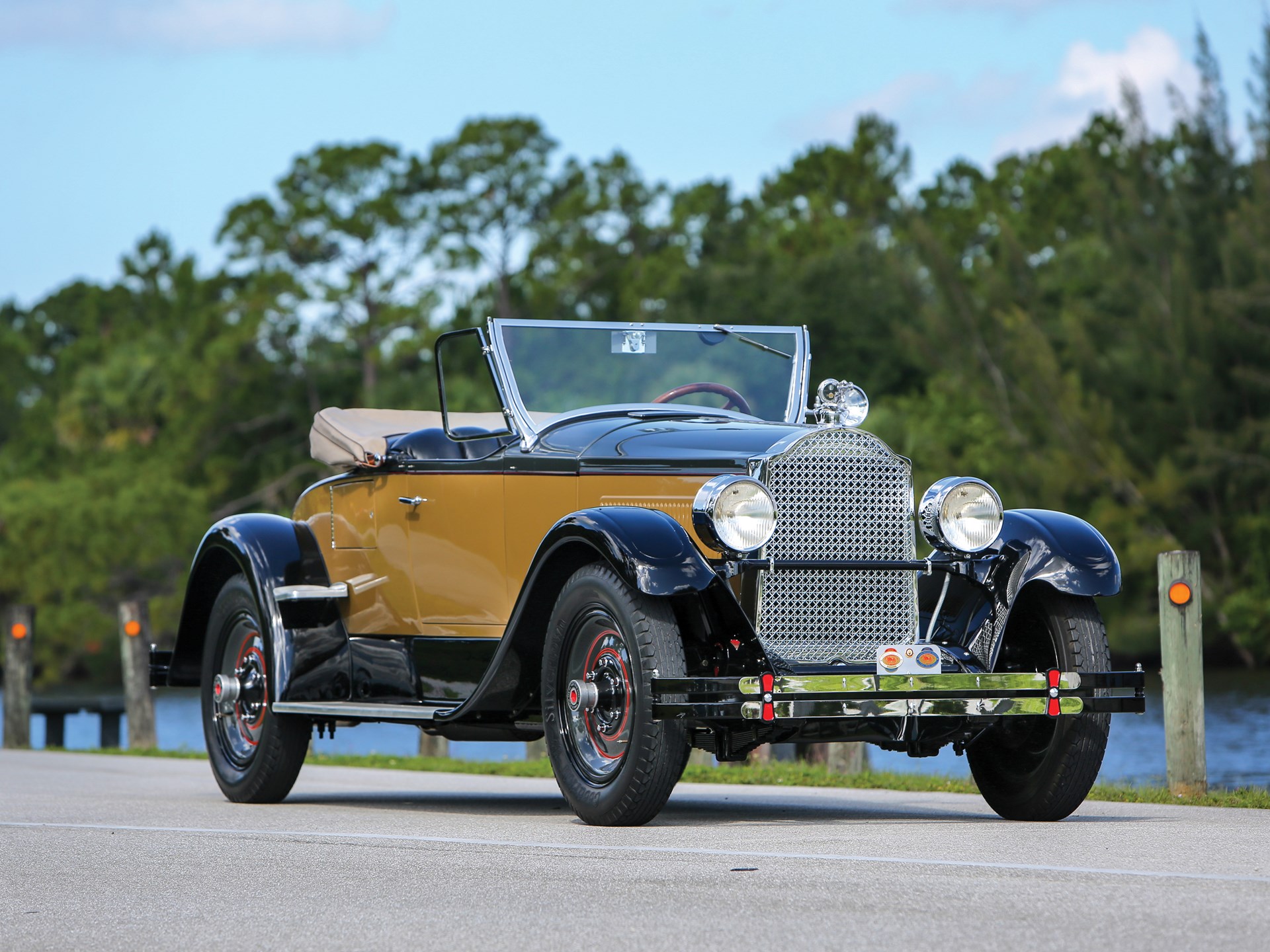 Packard Twin Six Runabout Wallpapers