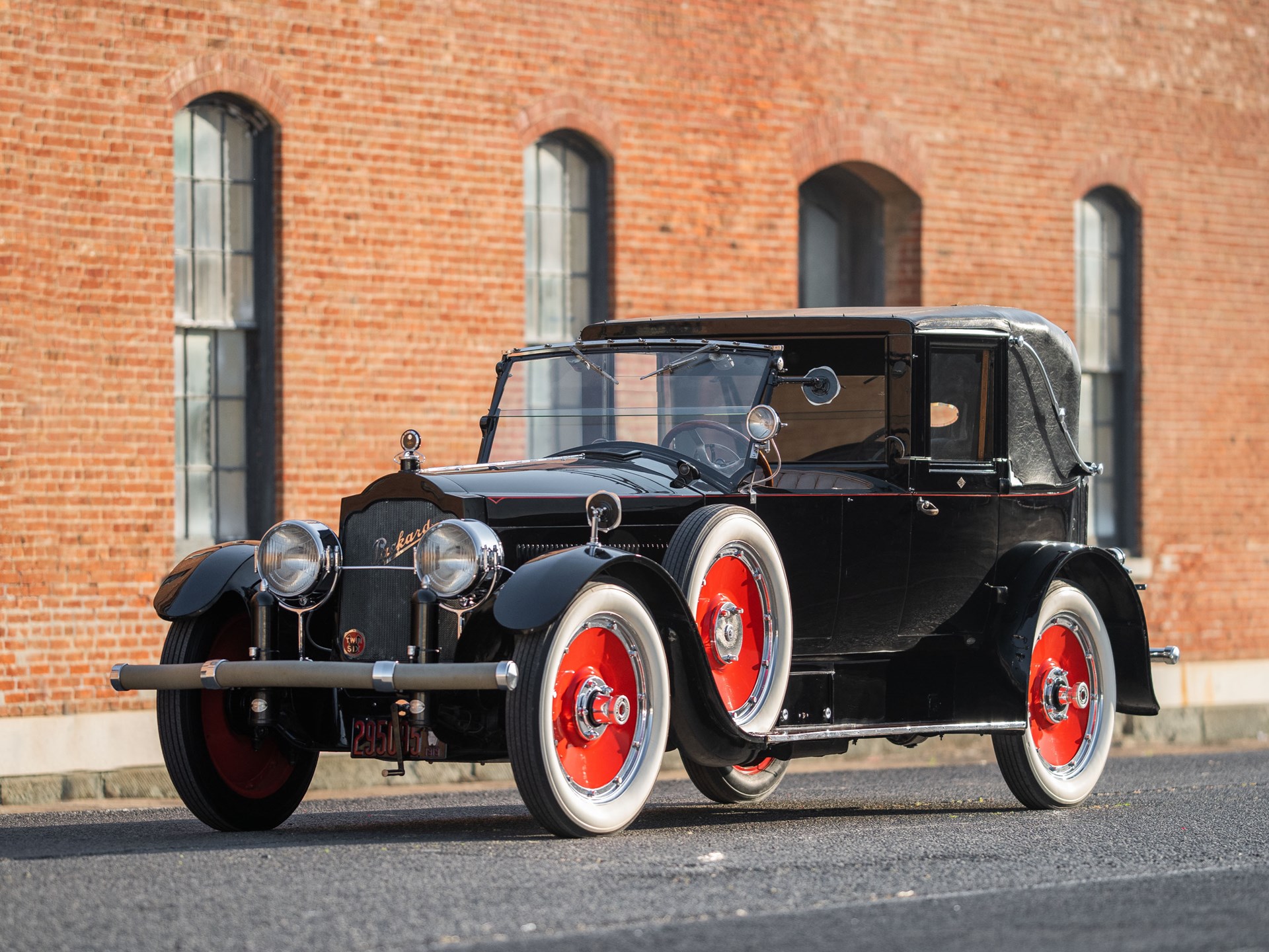 Packard Twin Six Touring Wallpapers