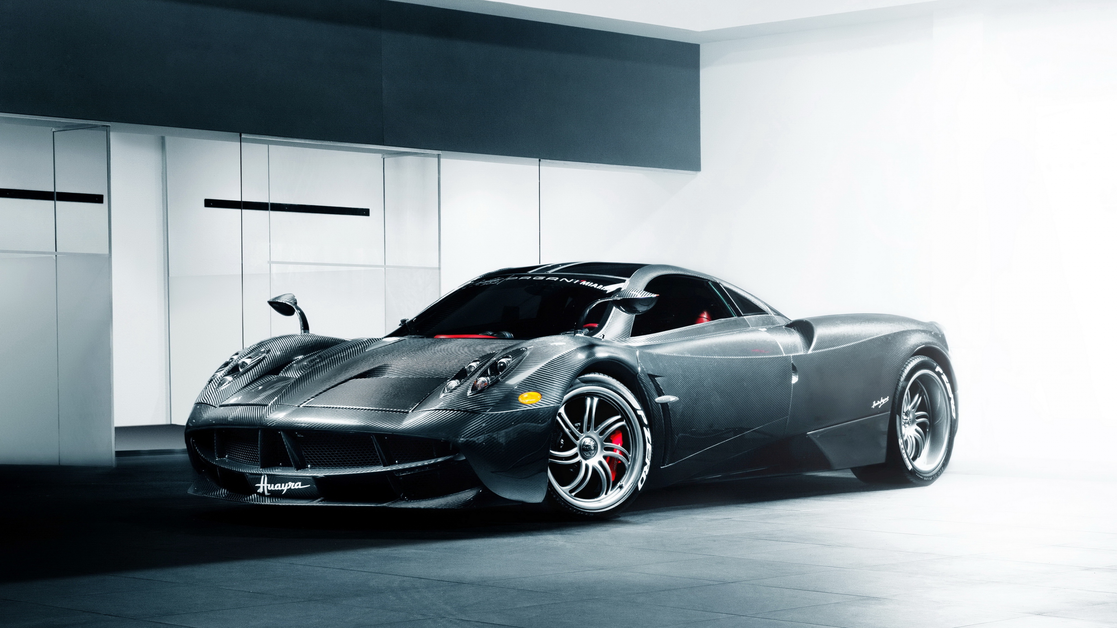 Pagani Huayra Wallpapers