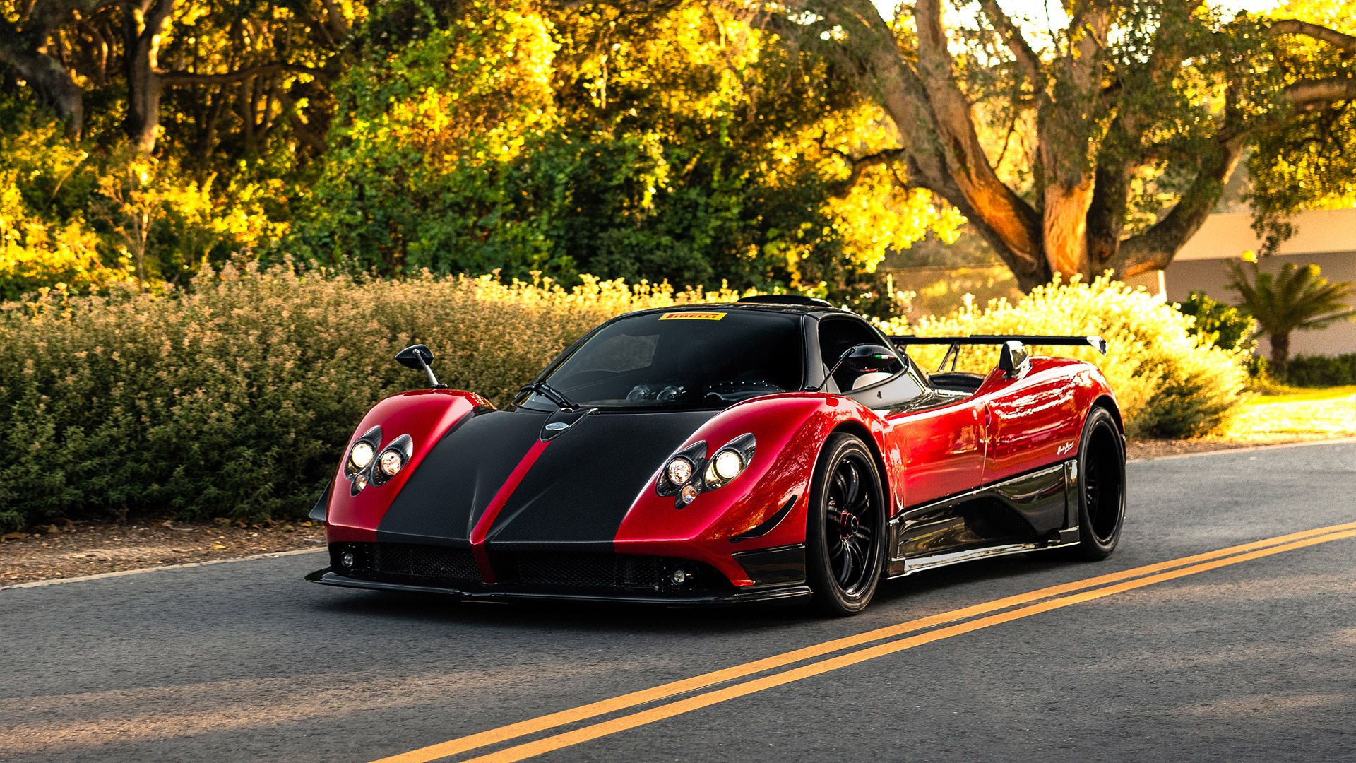 Pagani Huayra R Wallpapers