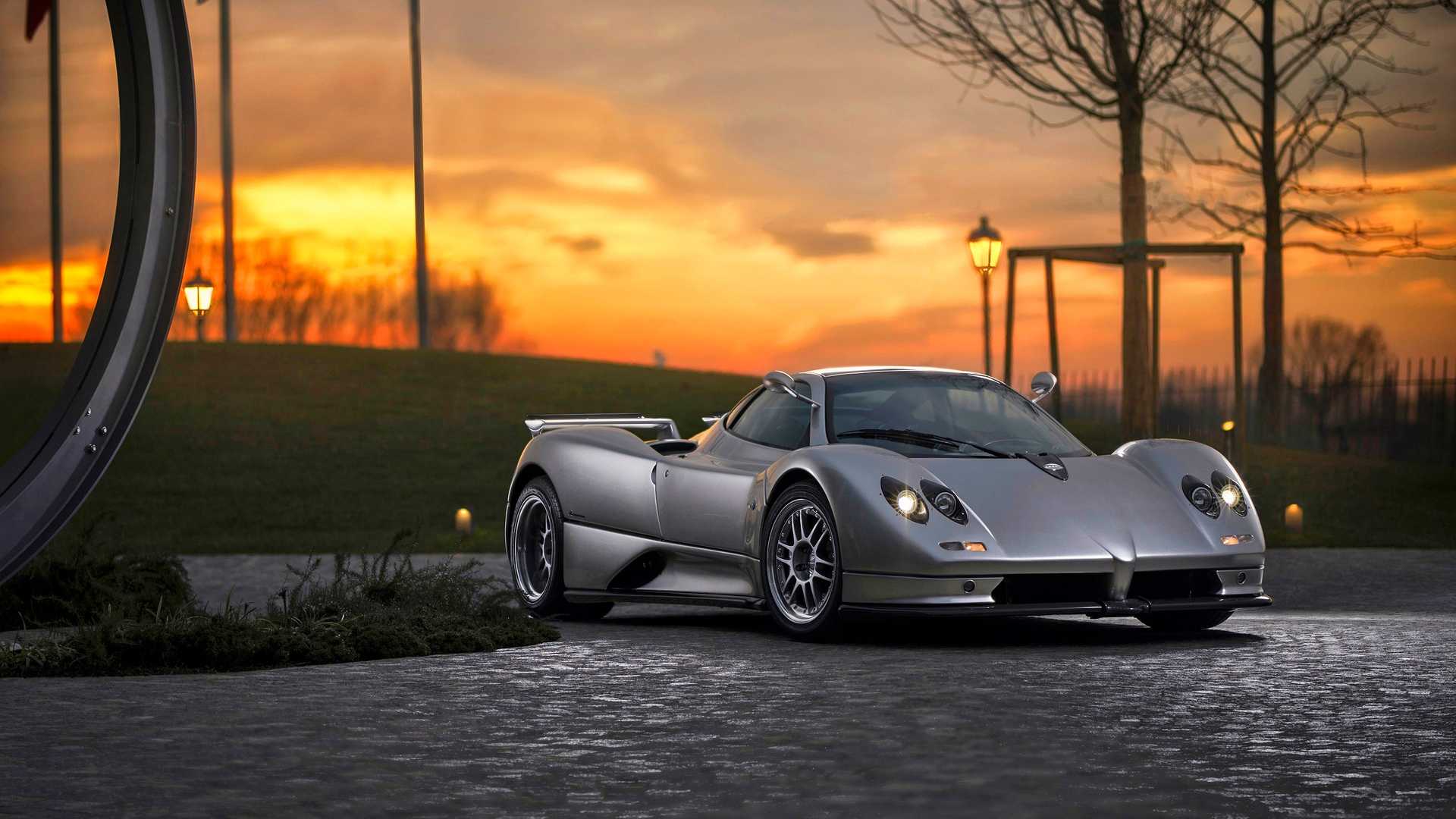 Pagani Zonda F Wallpapers