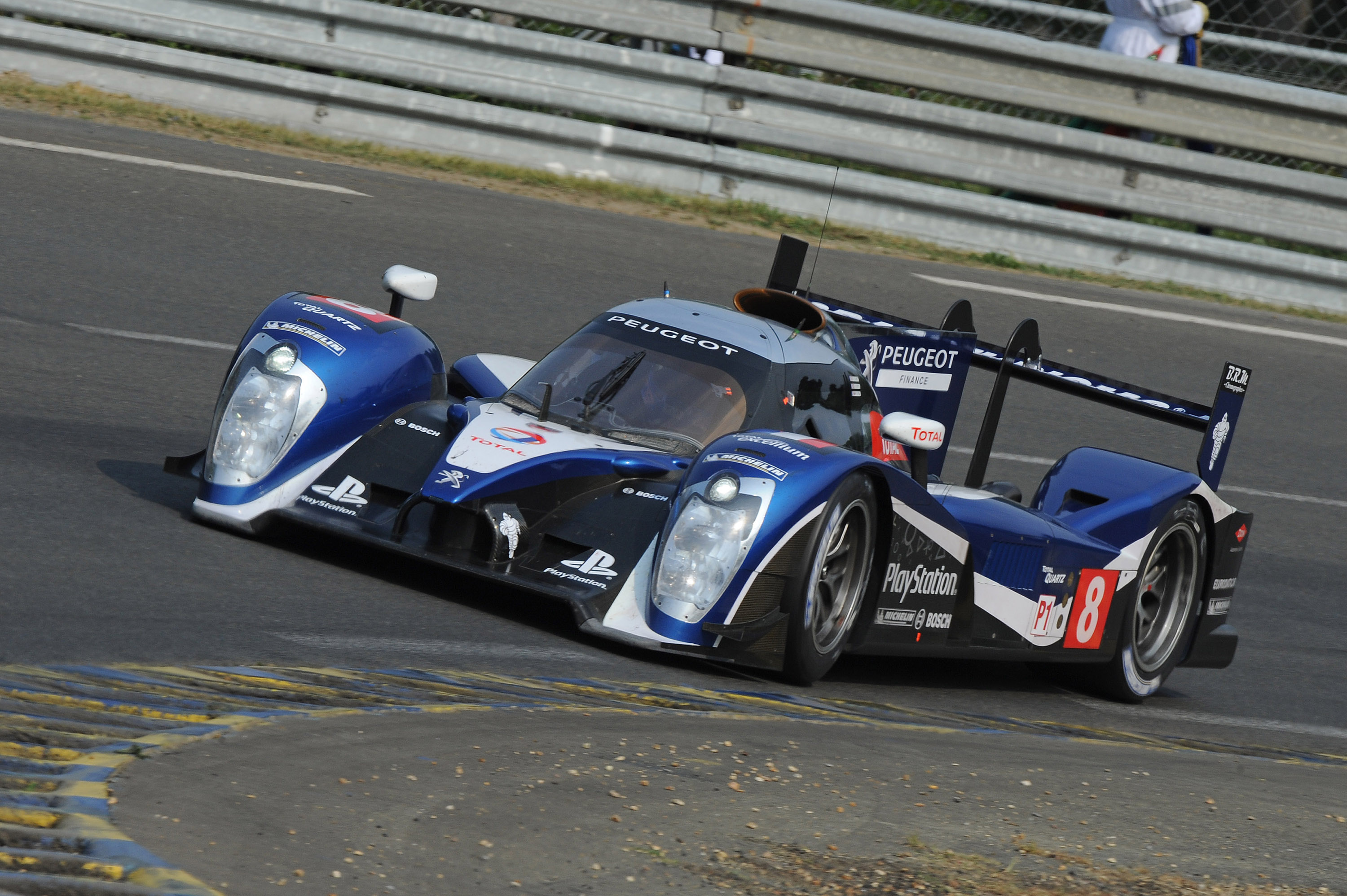 Peugeot 908 Hybrid4 Wallpapers