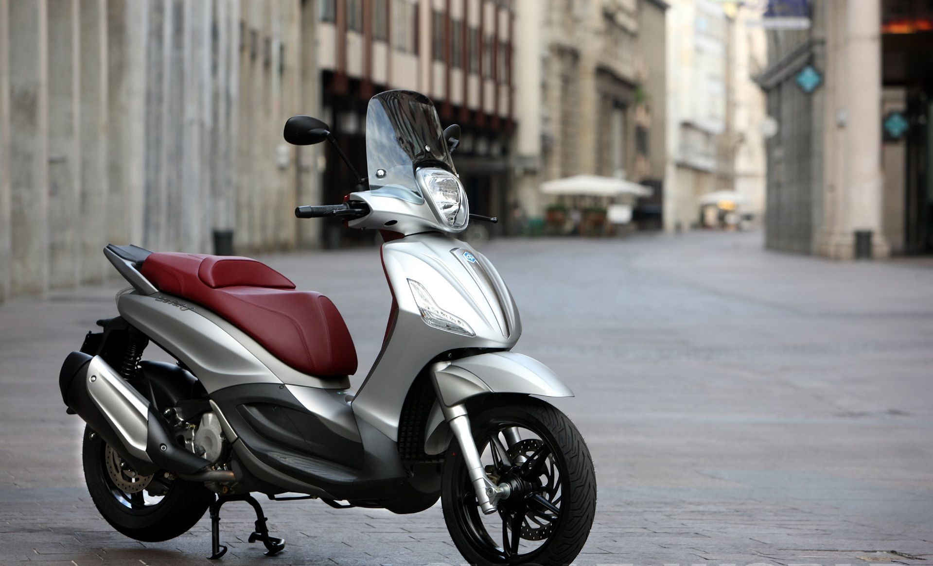 Piaggio Wallpapers