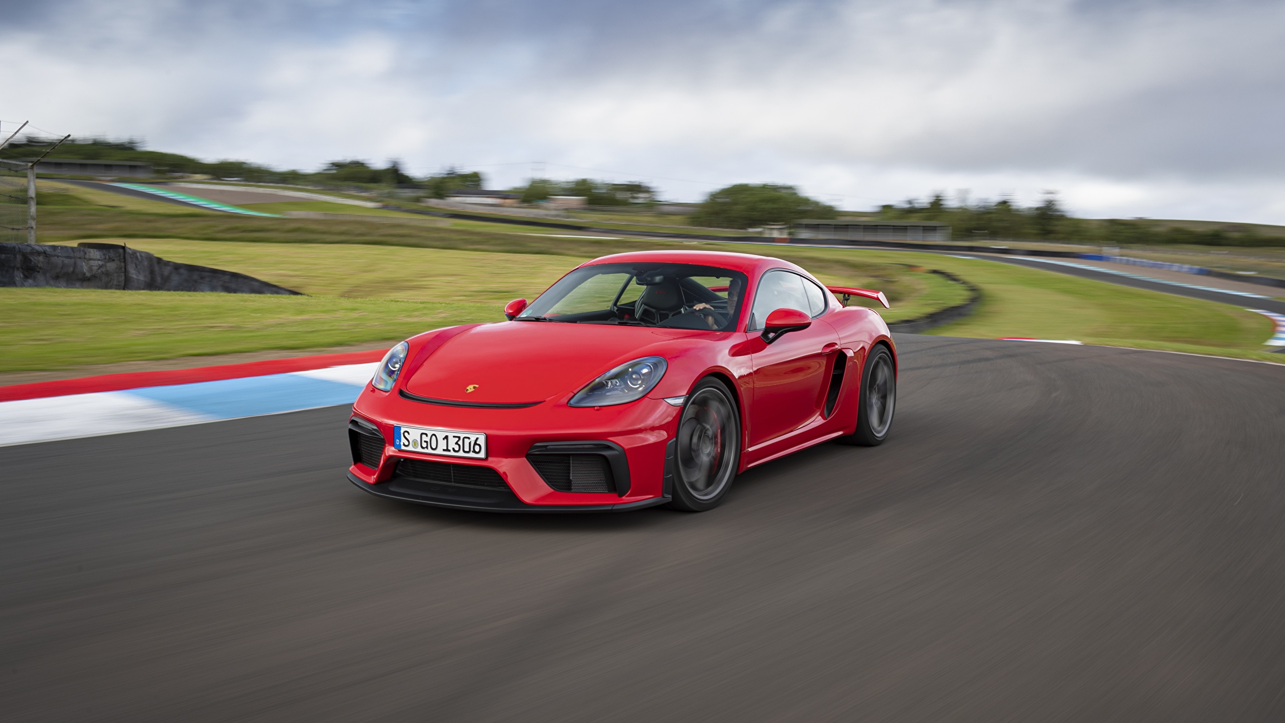 Porsche 718 Cayman Gt4 Wallpapers