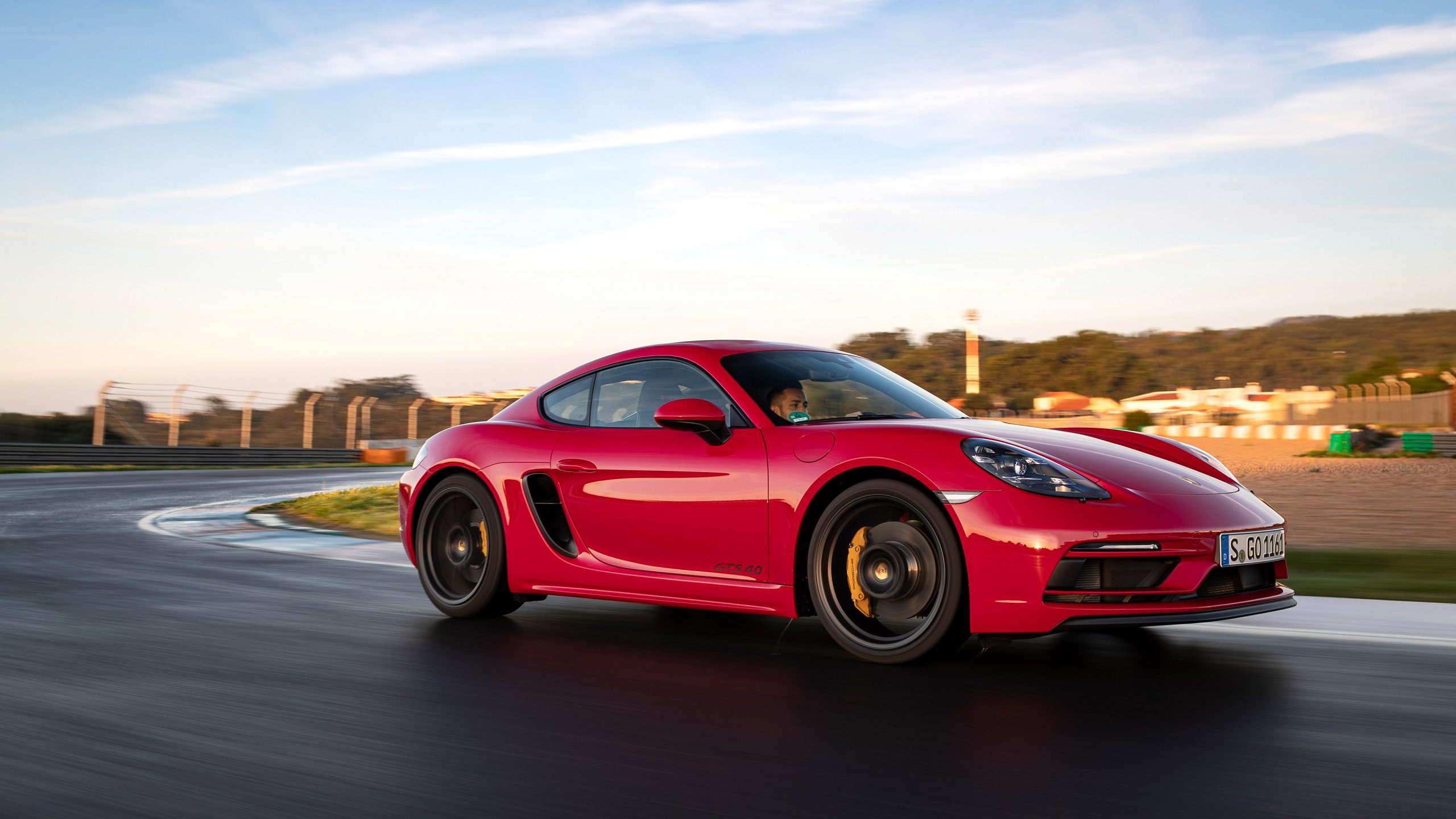 Porsche 718 Cayman S Wallpapers