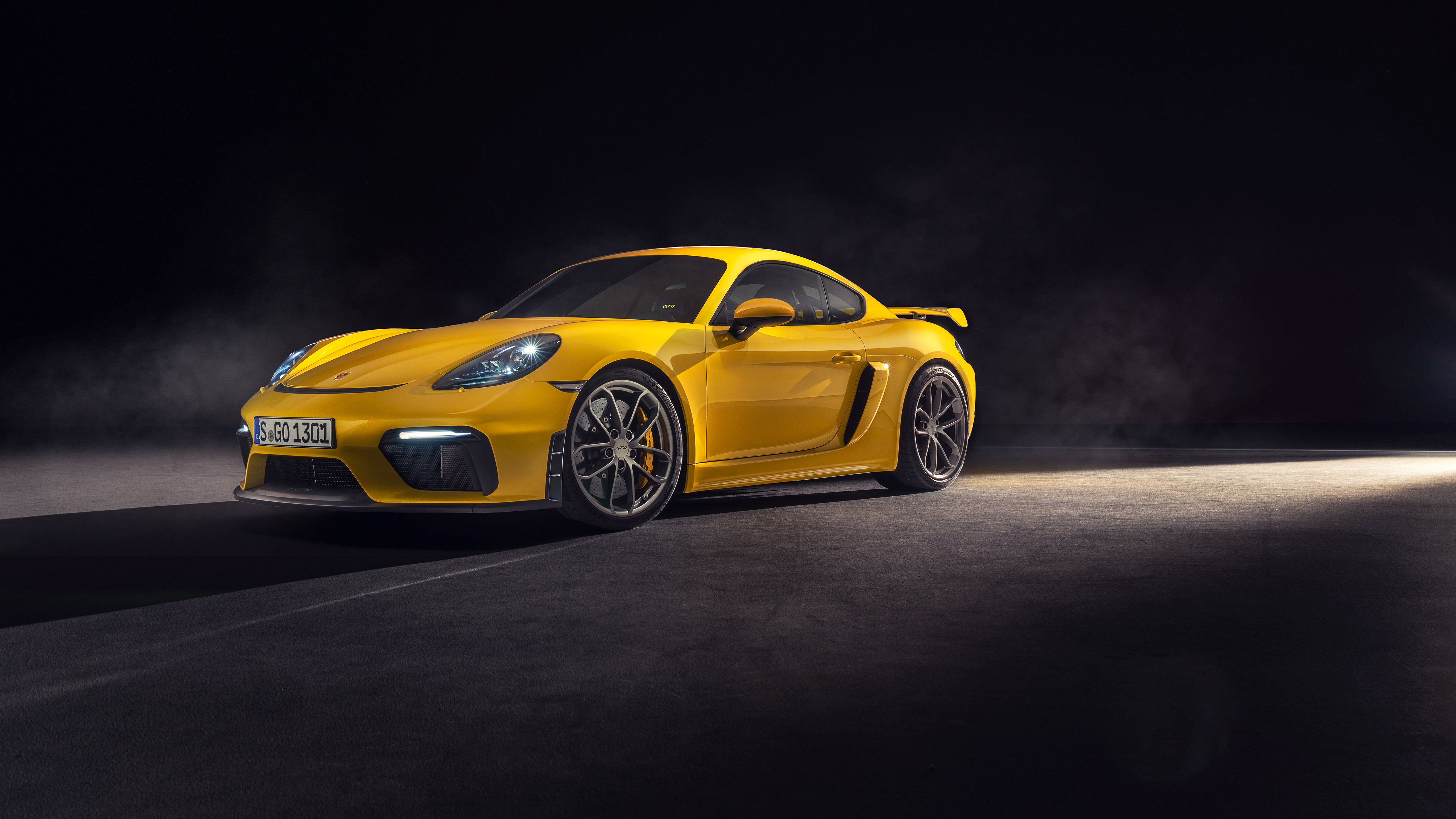 Porsche 718 Cayman S Wallpapers