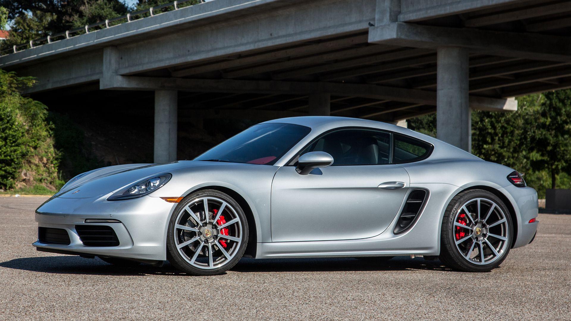 Porsche 718 Cayman S Wallpapers