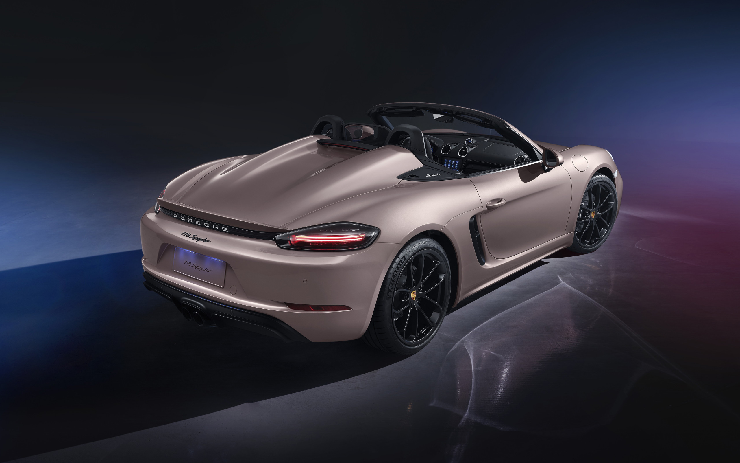 Porsche 718 Spyder Wallpapers