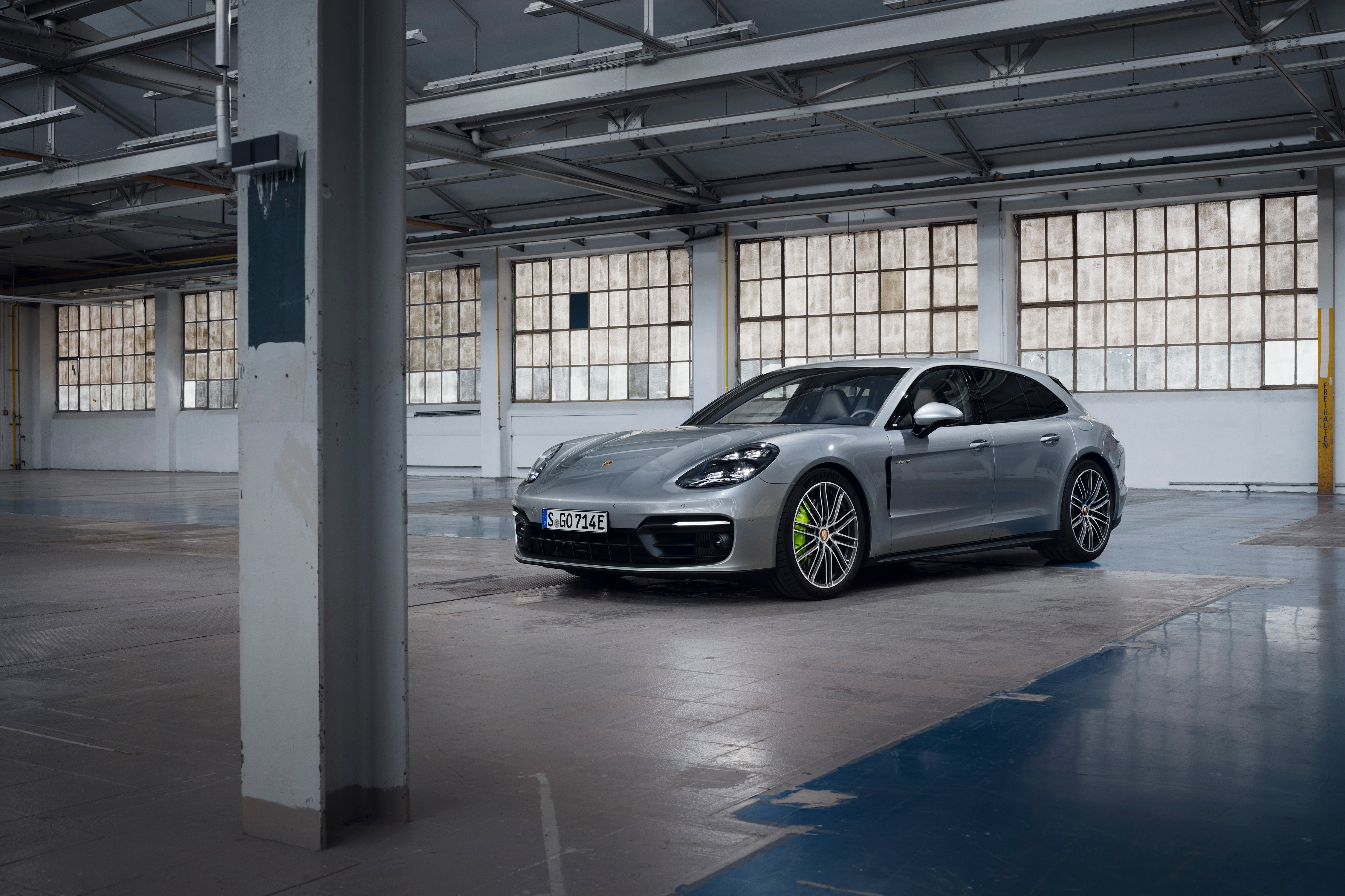 Porsche Panamera 4 E-Hybrid Sport Turismo Sportdesign Package Wallpapers