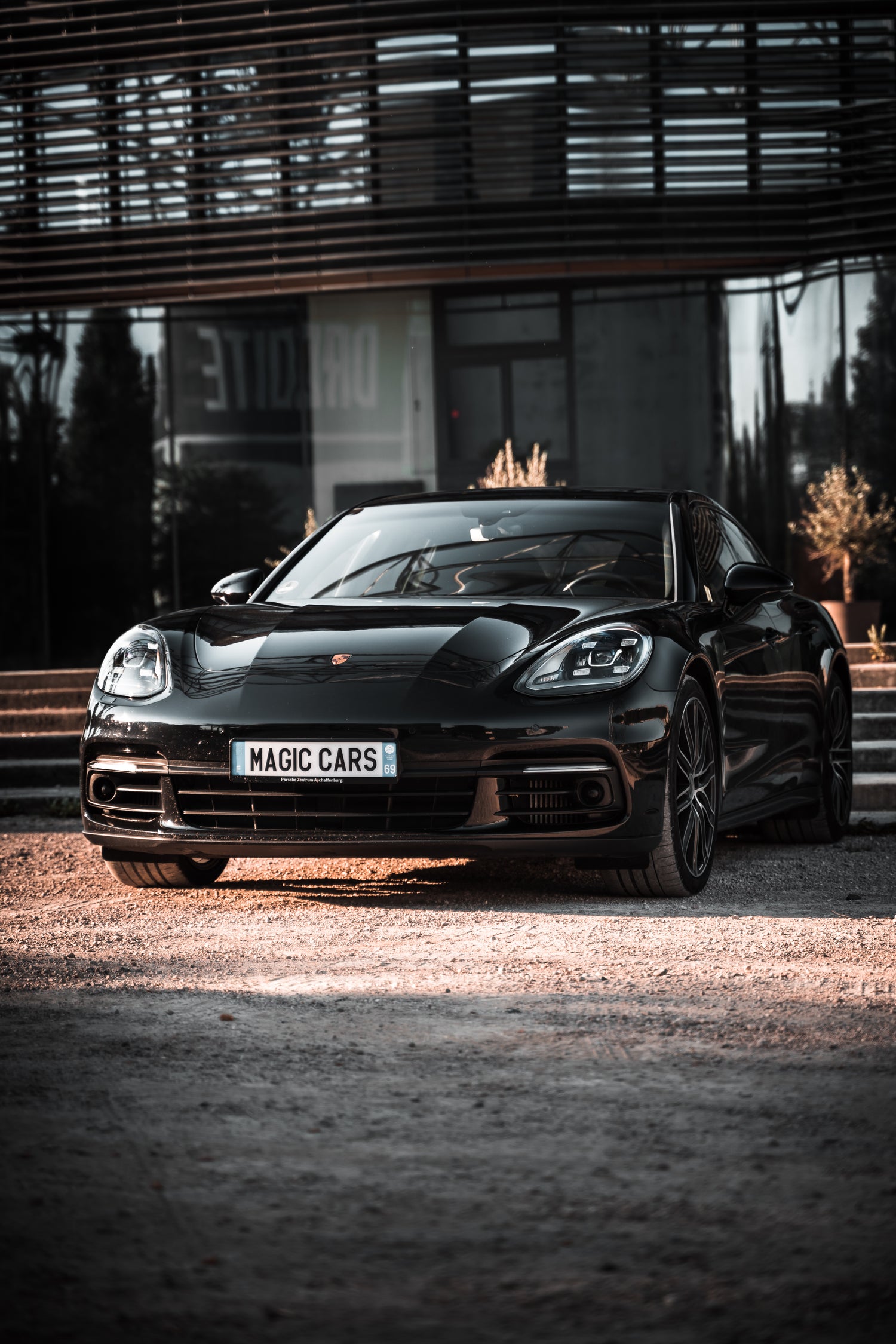 Porsche Panamera 4S Wallpapers