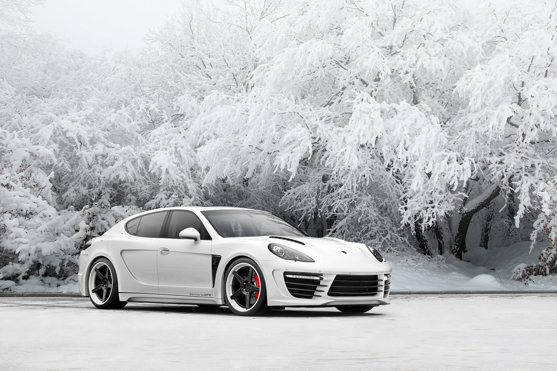 Porsche Panamera Stingray Gtr Wallpapers