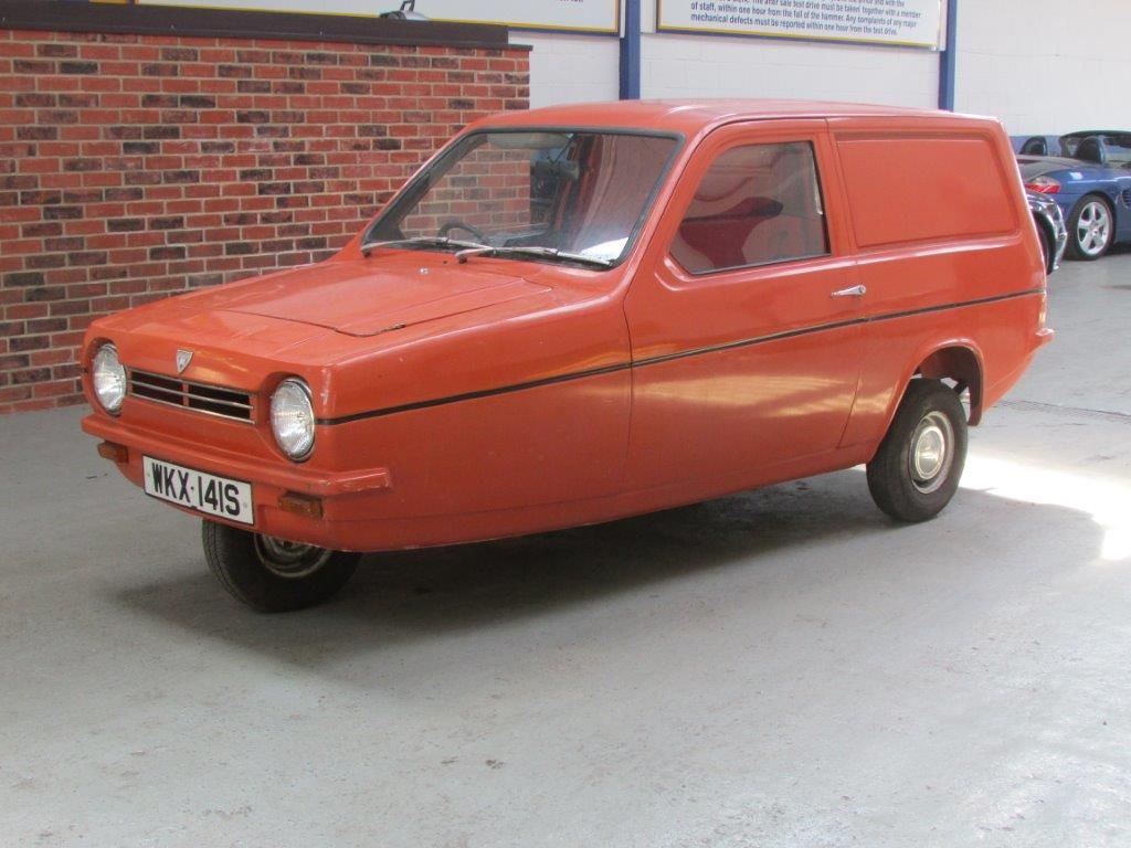 Reliant Robin Wallpapers