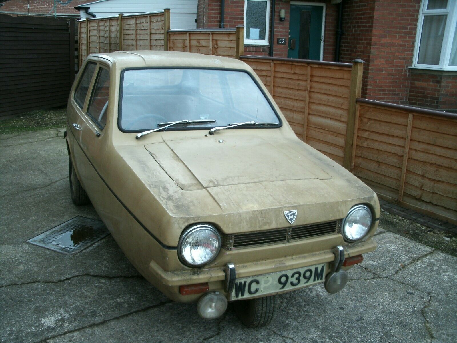 Reliant Robin Wallpapers