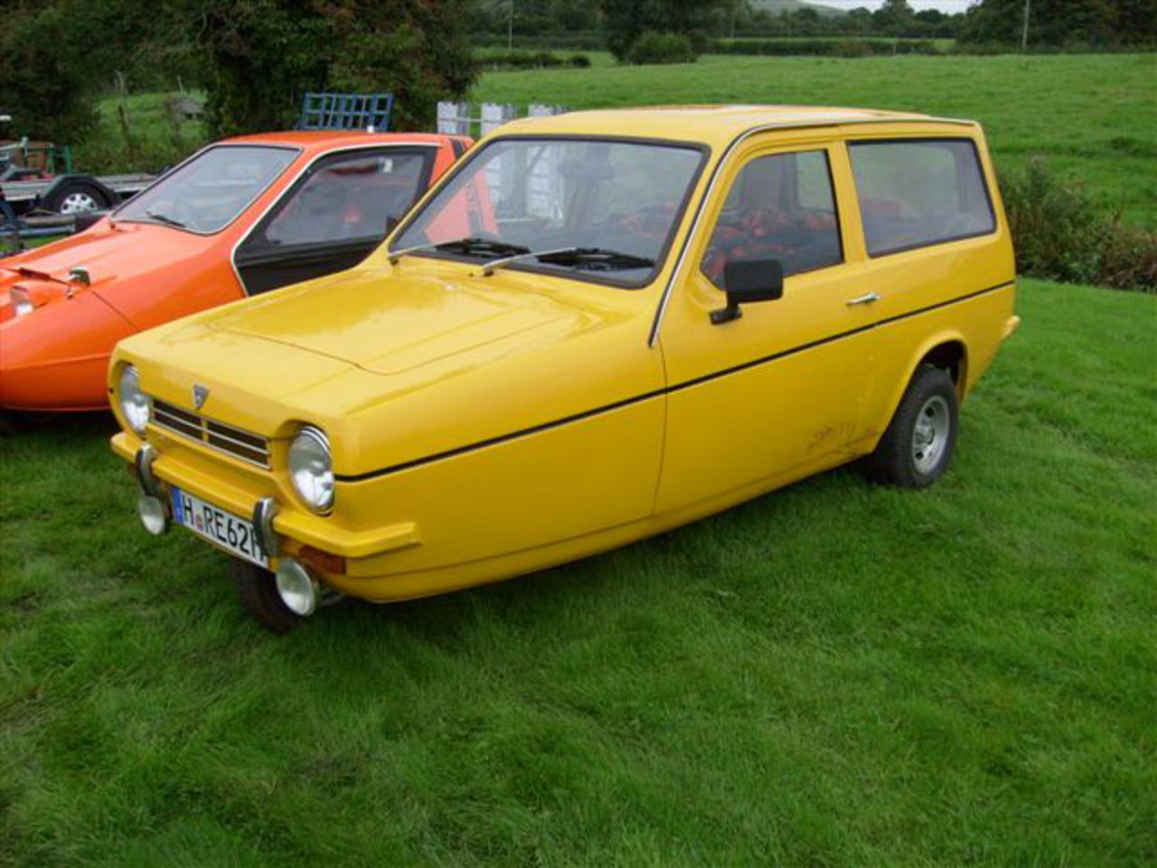 Reliant Robin Wallpapers