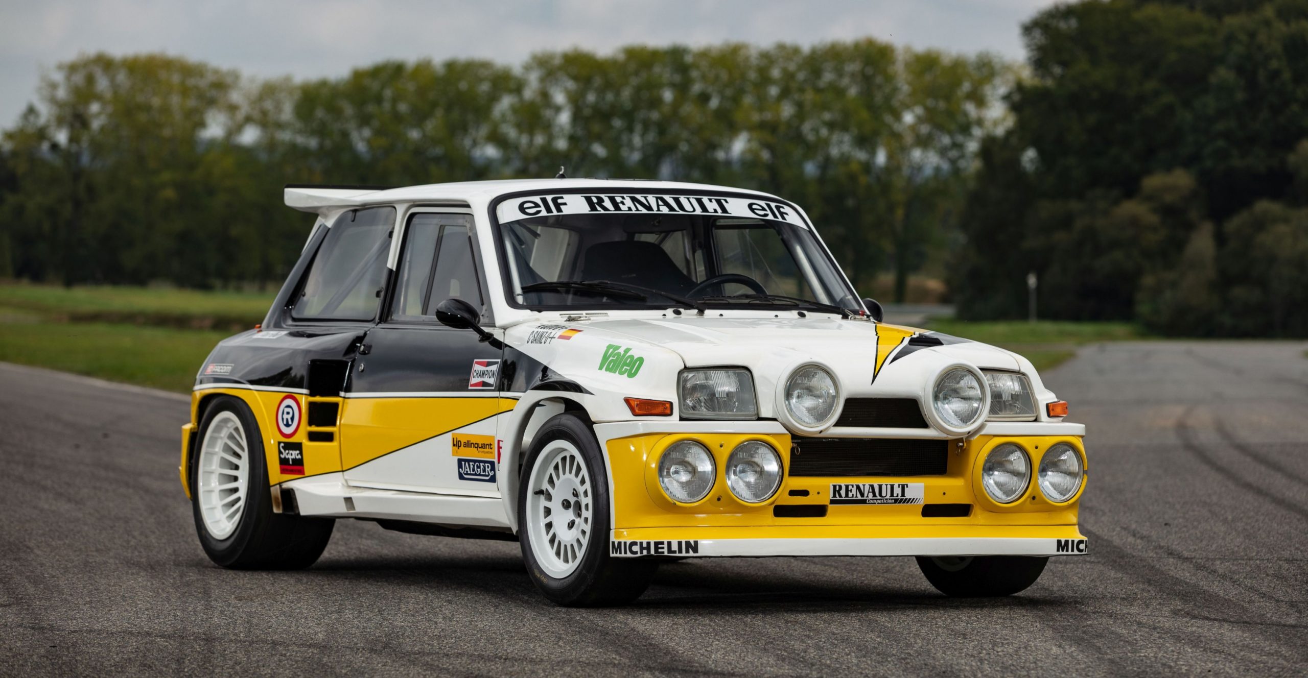 Renault 5 Maxi Turbo Wallpapers