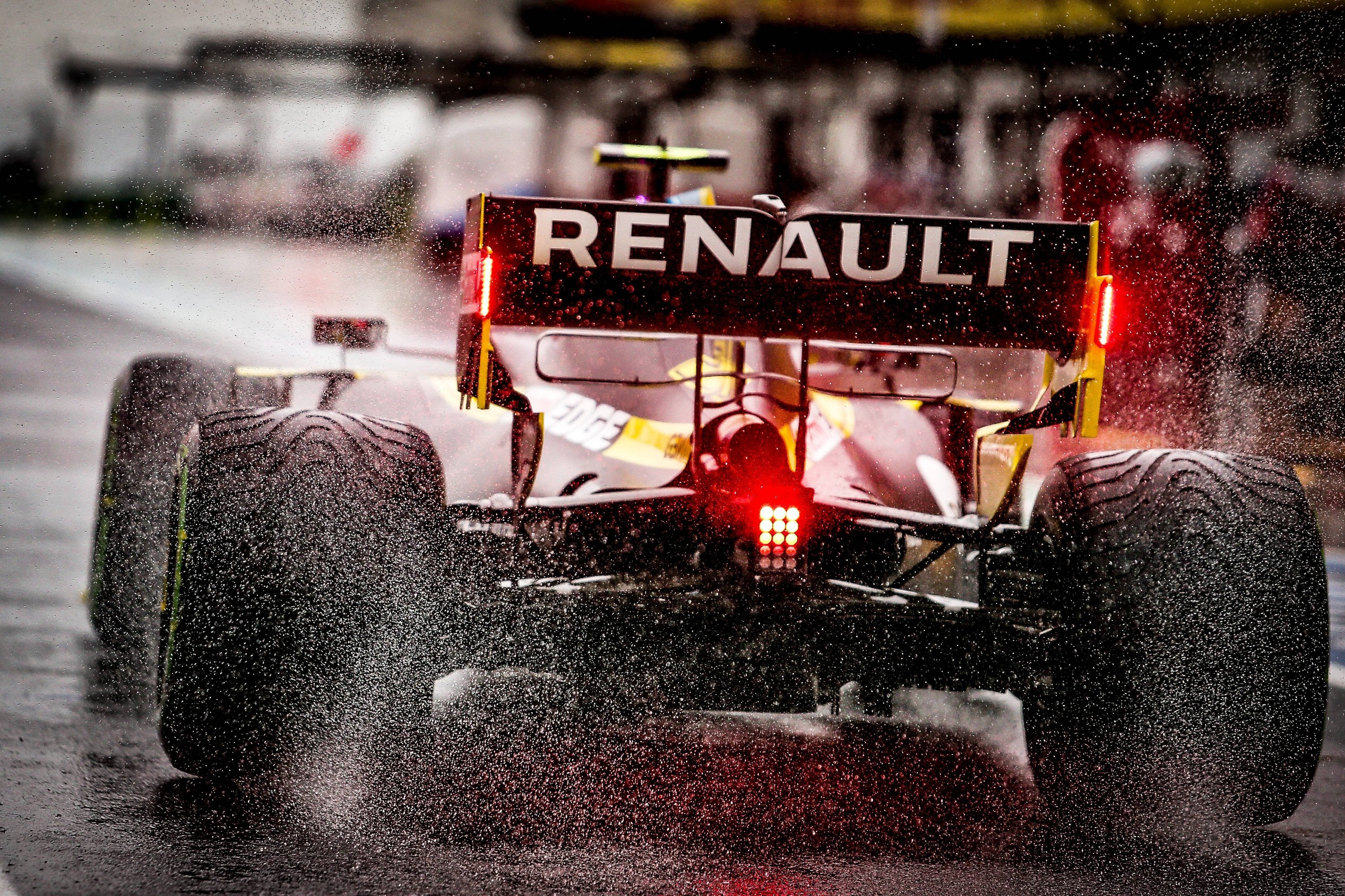 Renault F1 Wallpapers