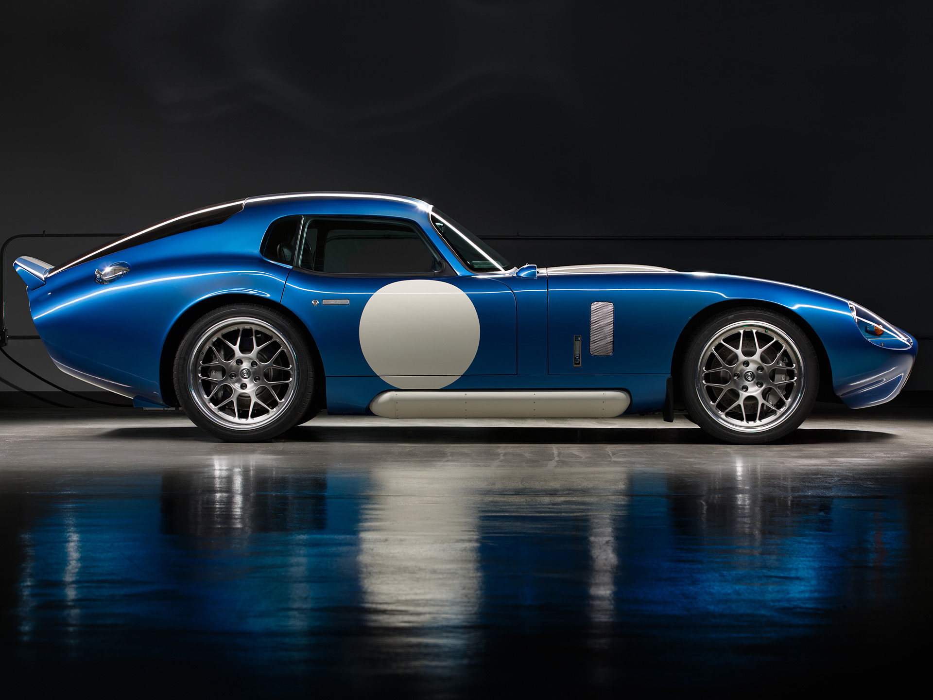 Renovo Coupe Wallpapers