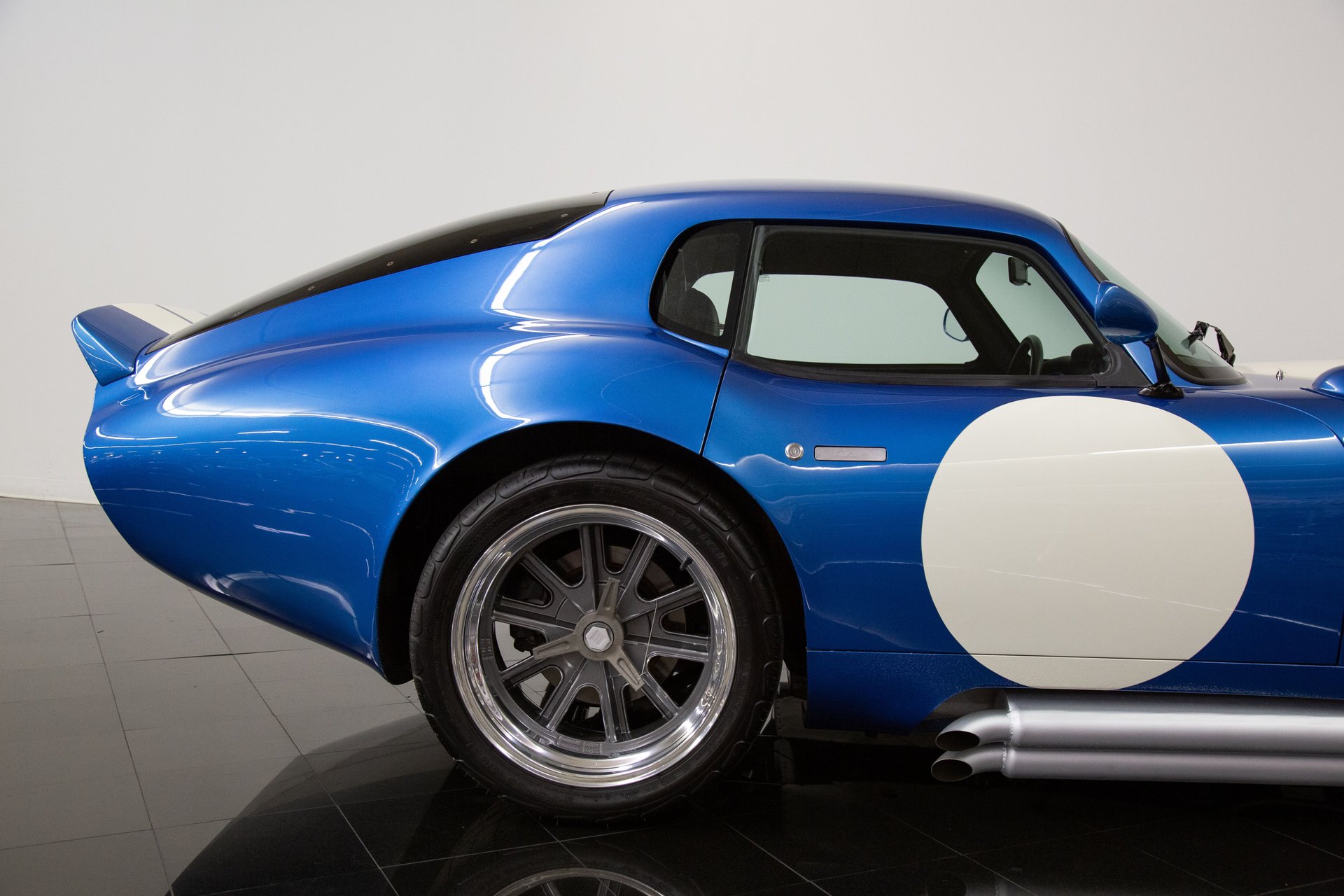 Renovo Coupe Wallpapers