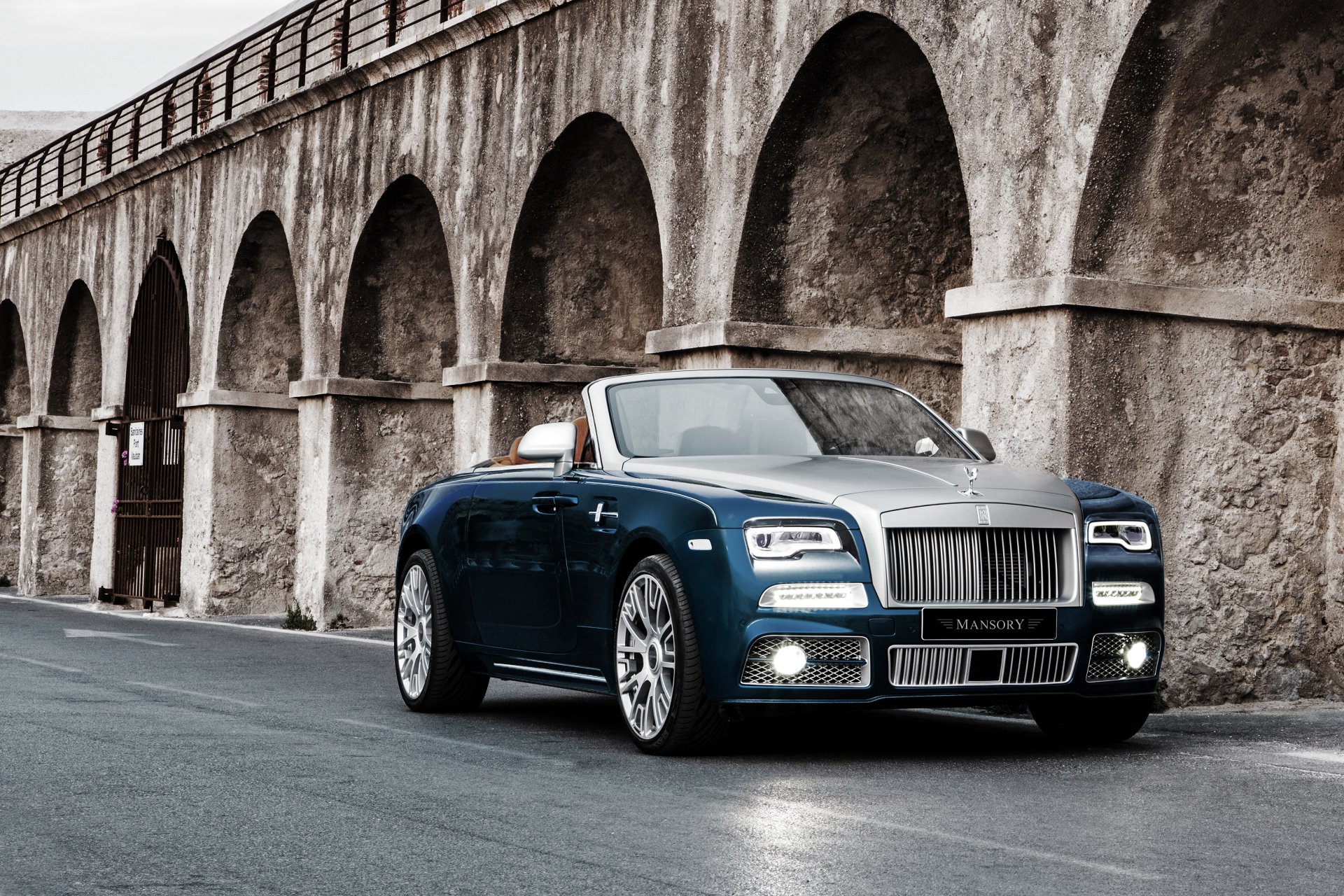 Rolls-Royce Dawn Wallpapers