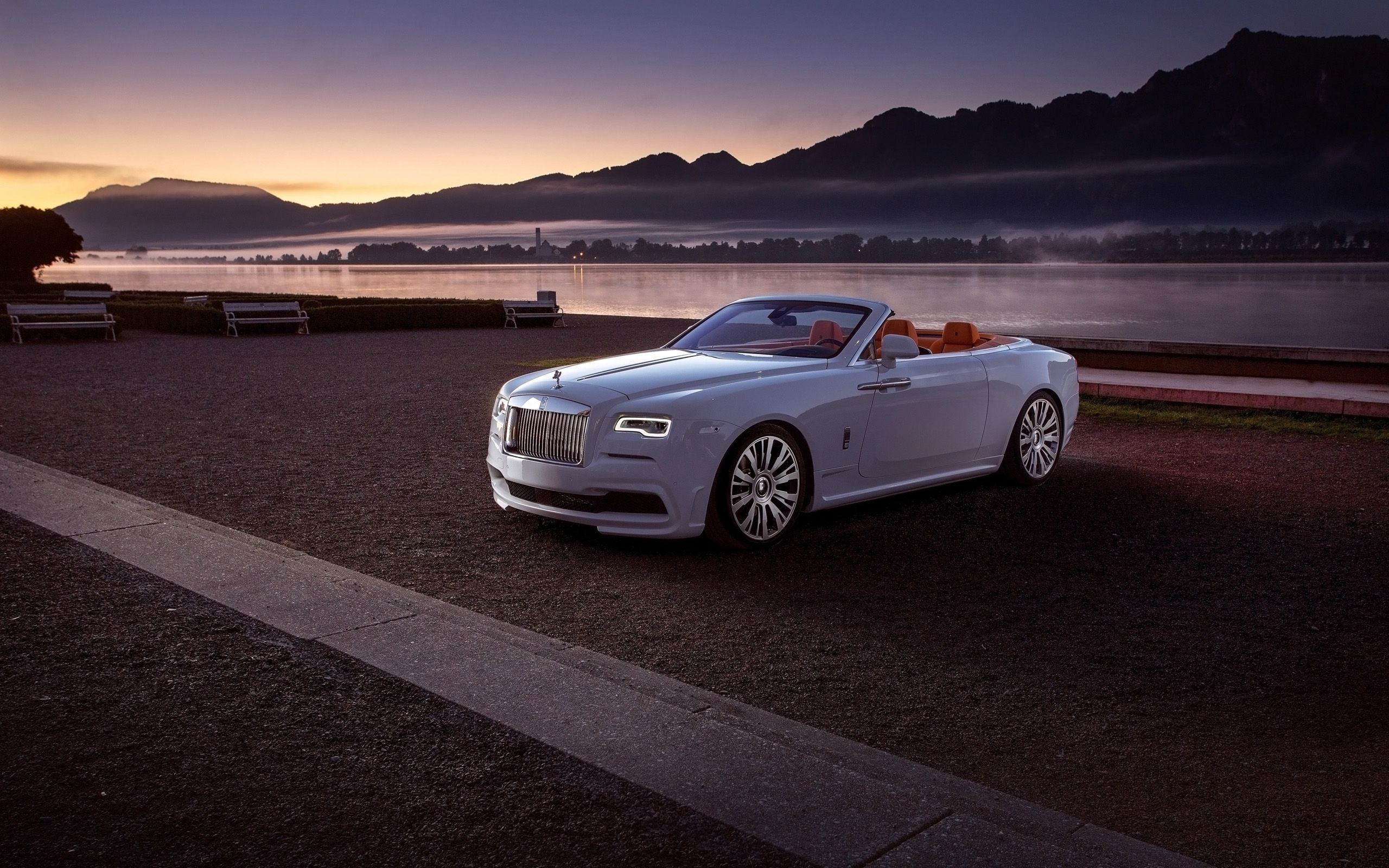 Rolls-Royce Dawn Wallpapers