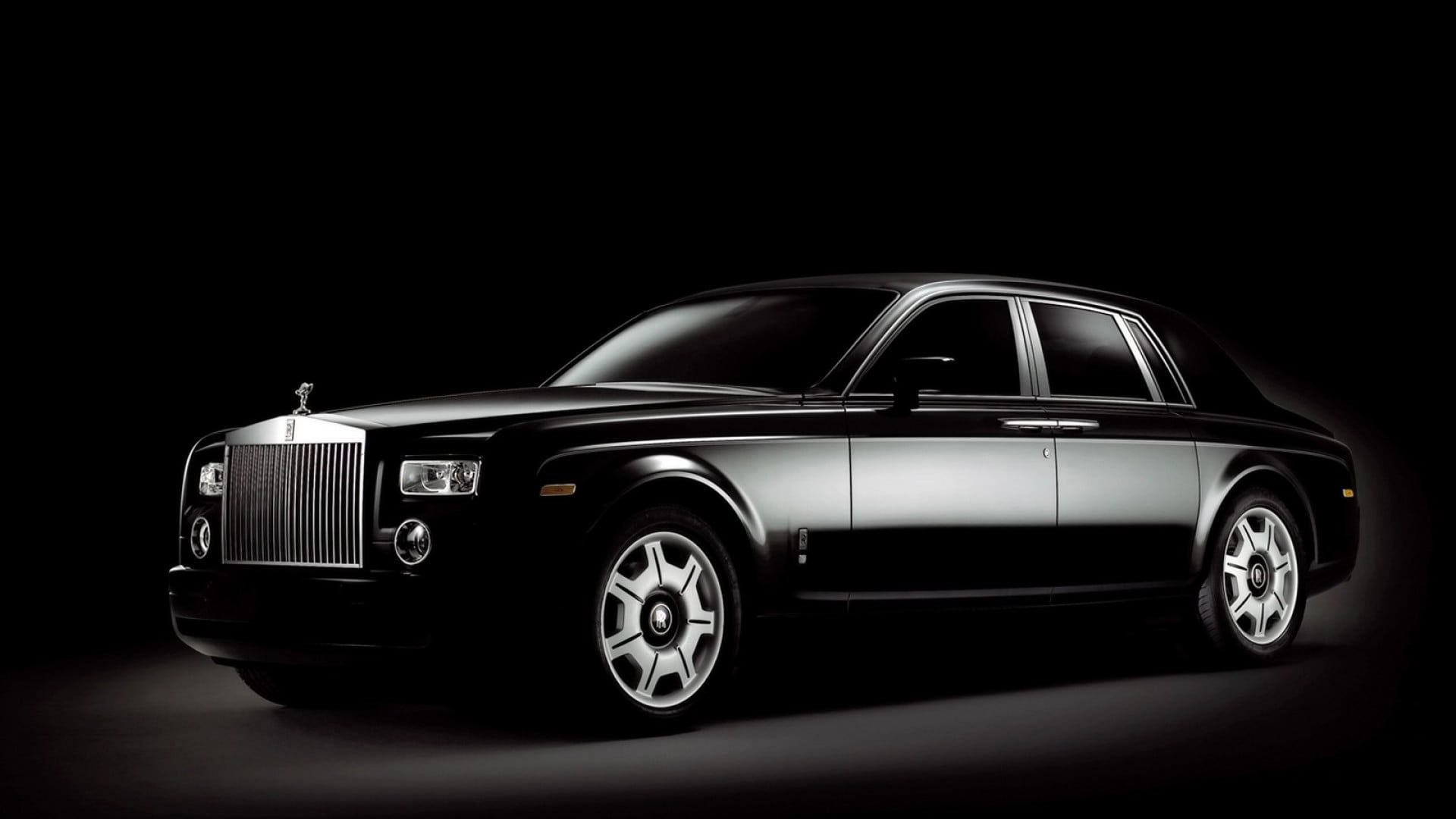 Rolls-Royce Phantom Wallpapers