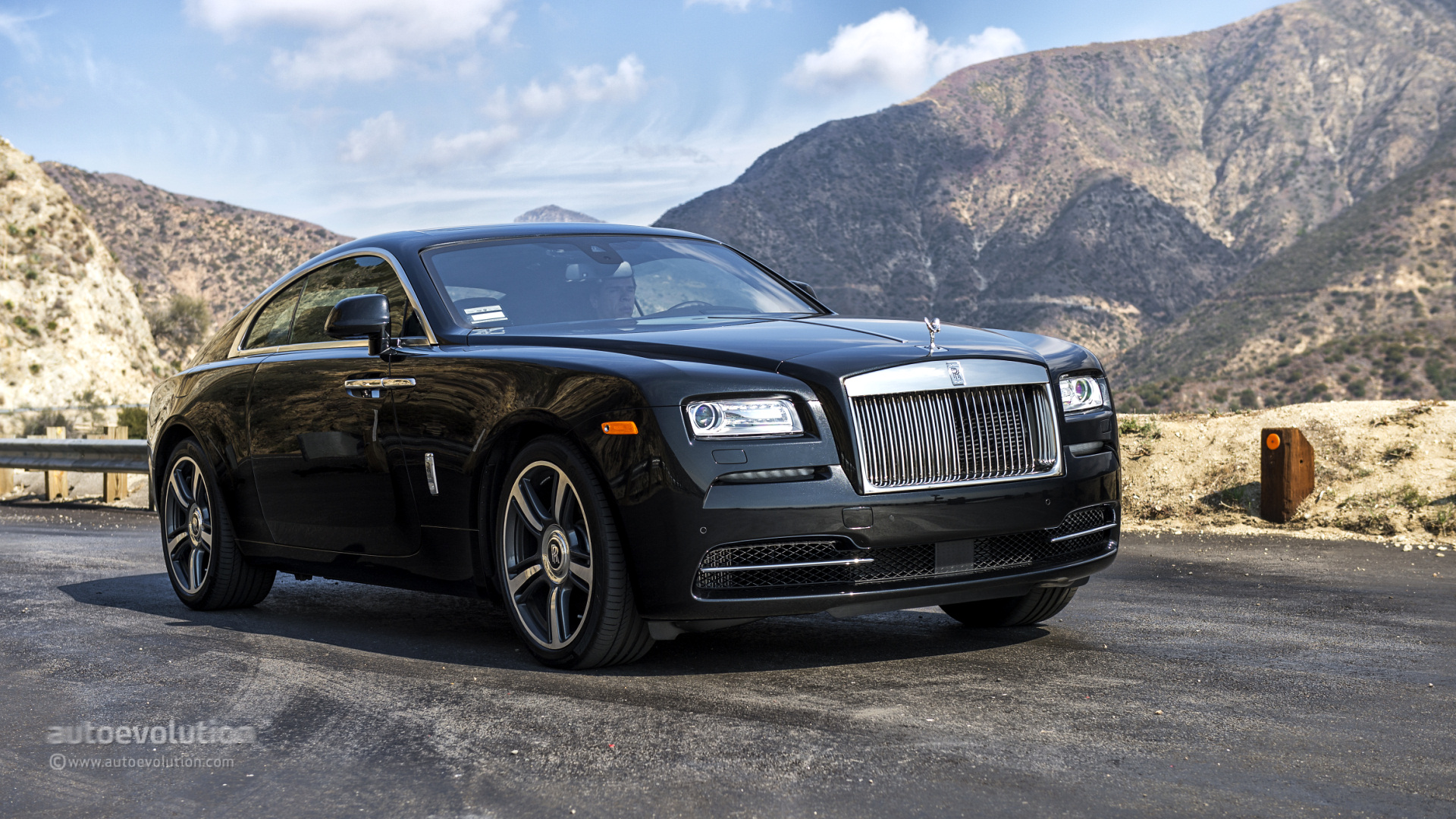 Rolls-Royce Wraith Wallpapers