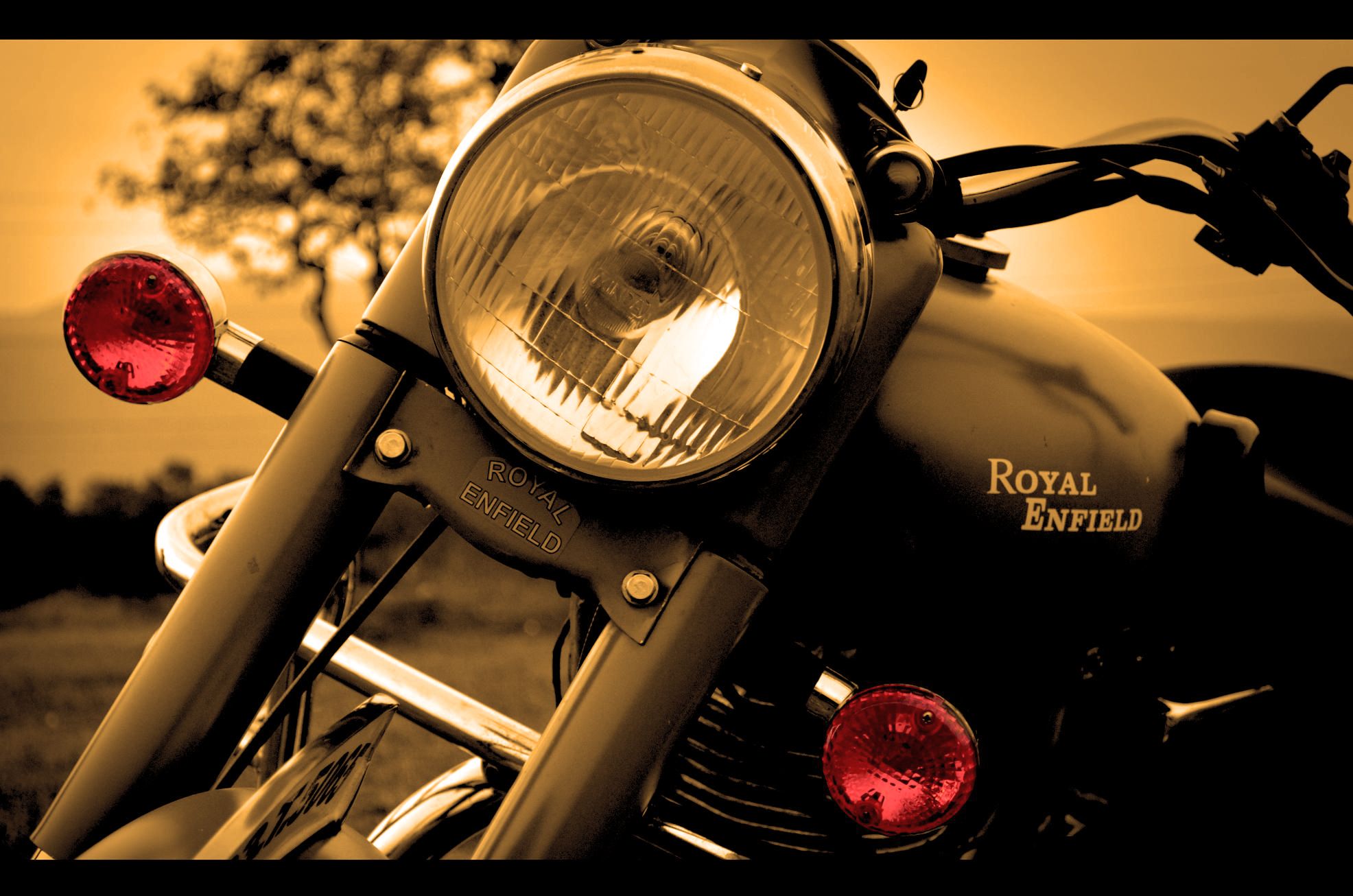 Royal Enfield Clubman Wallpapers