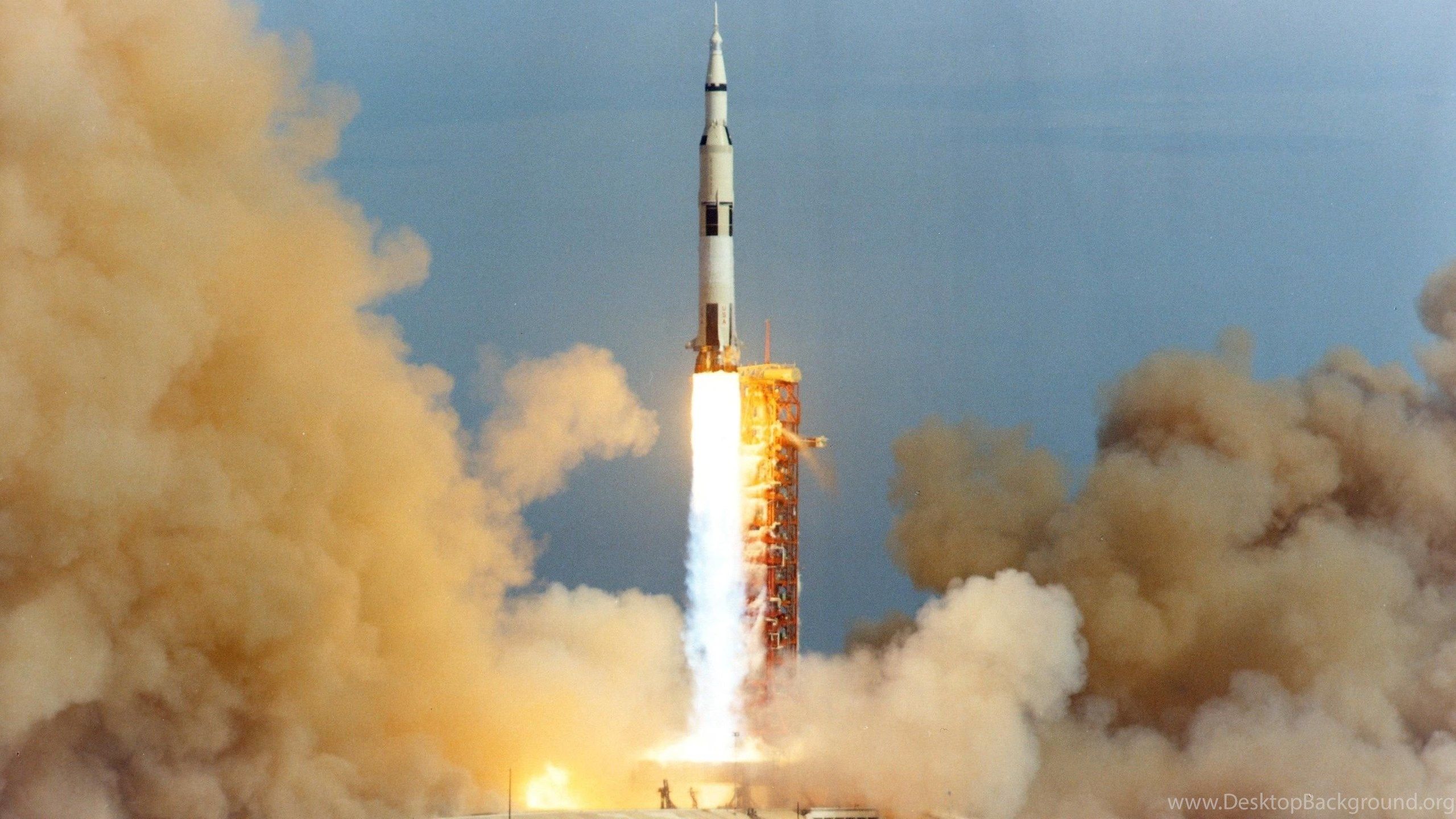 Saturn V Wallpapers