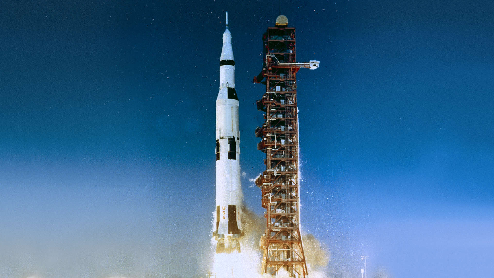 Saturn V Wallpapers