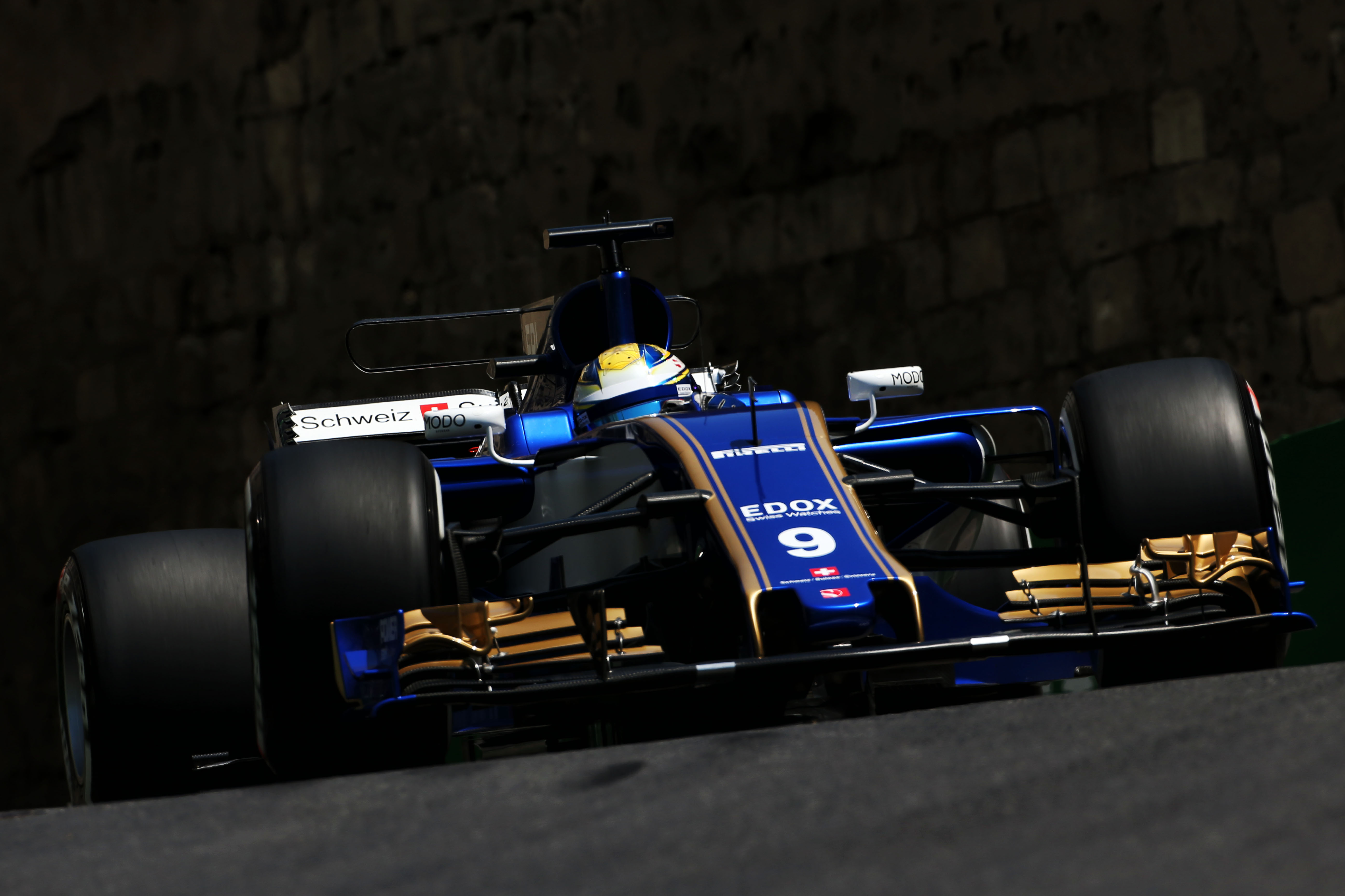 Sauber C36 Wallpapers